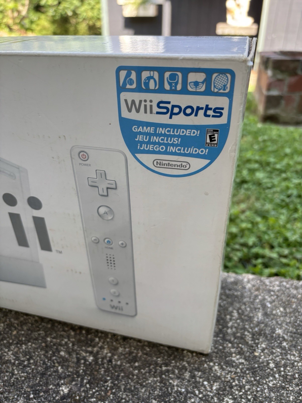 Nintendo Wii Console In Box , Cables, Inserts Controller Sensor, No Game Read