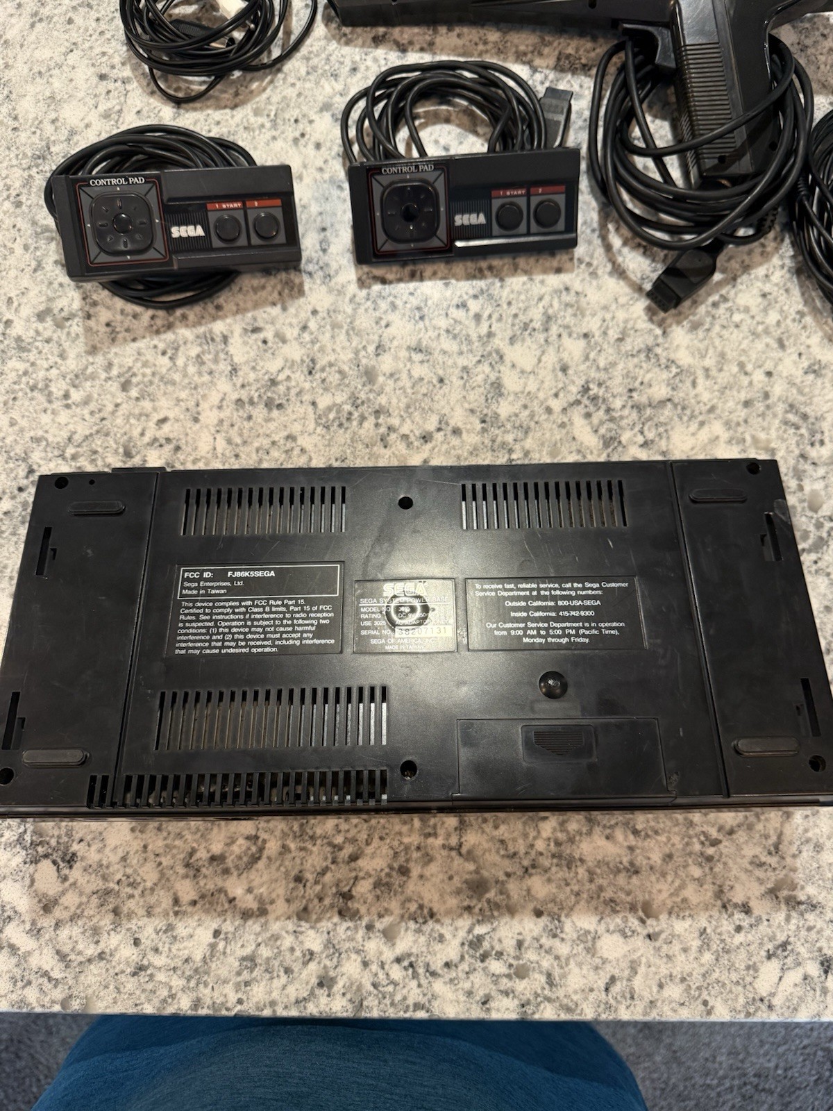 SEGA Master System Console 2 Controllers Light Phaser OEM Power Supply New AV