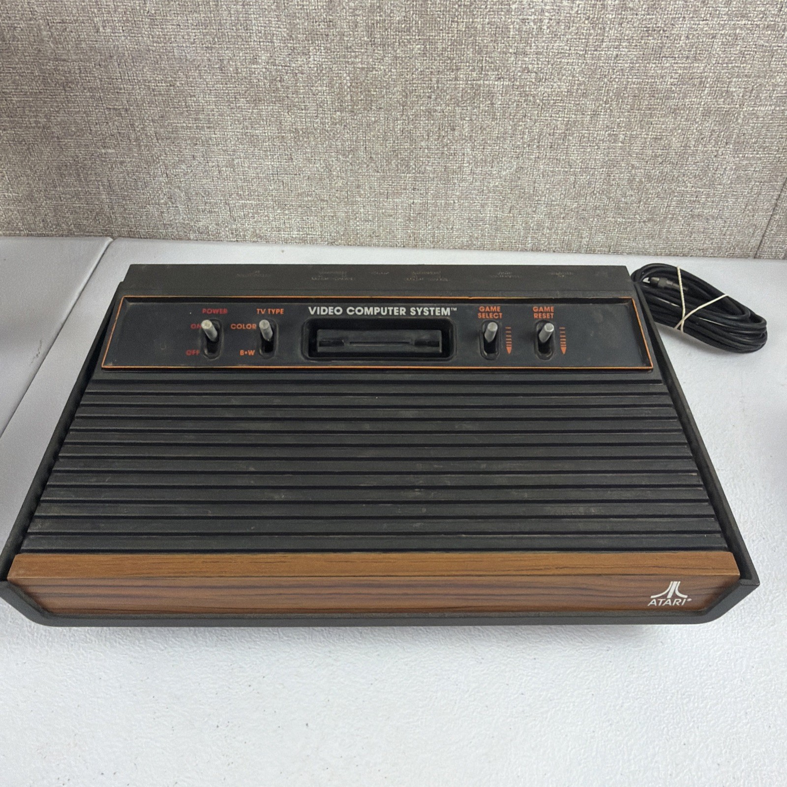 Atari 2600 Video Computer System Model CX-2600 A – Console Only PARTS/UNTESTED