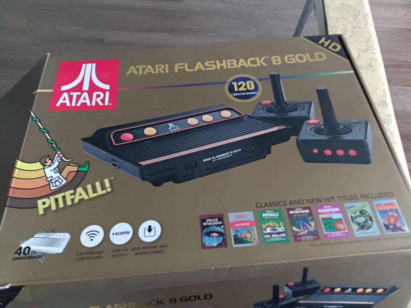 Atari Flashback 8 40th Anniversary Gold Deluxe HD Console