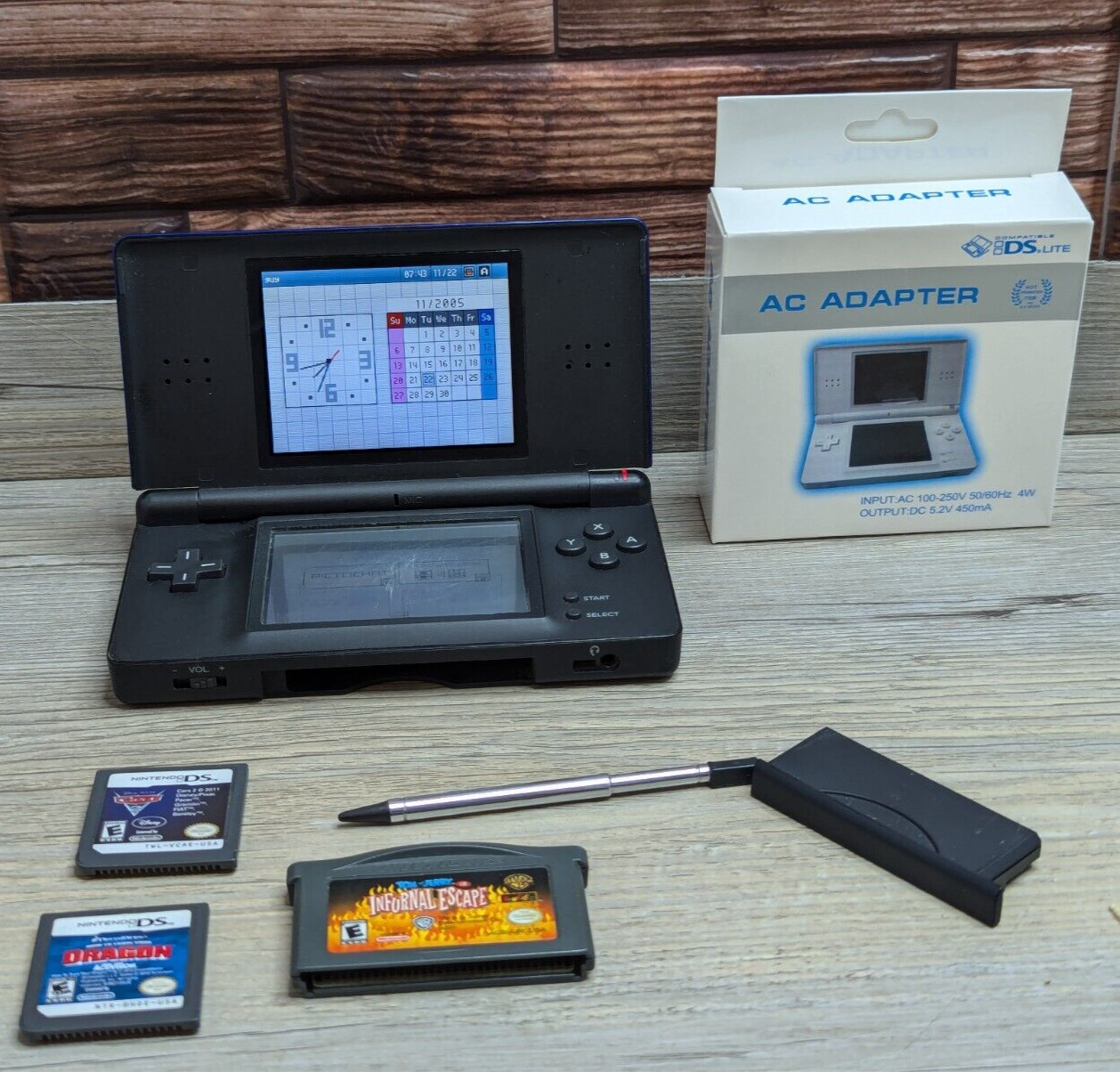 Nintendo DS Lite Handheld Console C/USG-USA-1 Slot Cover Stylus Charger 3 Games