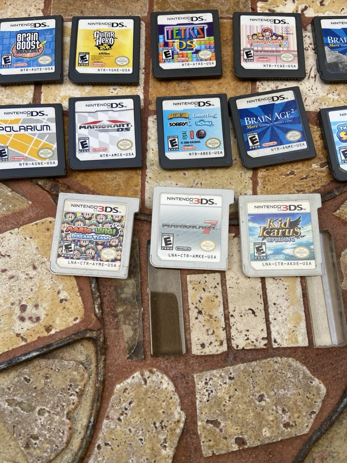 Nintendo 3DS Pink & DS Lite Bundle 19 Games Mario Kart DS & 7 Tested AS-IS