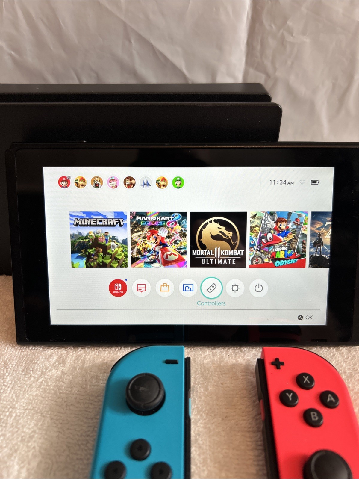 Nintendo Switch (HAC-001)(-01) HandHeld – Bundle w/Console & Dock