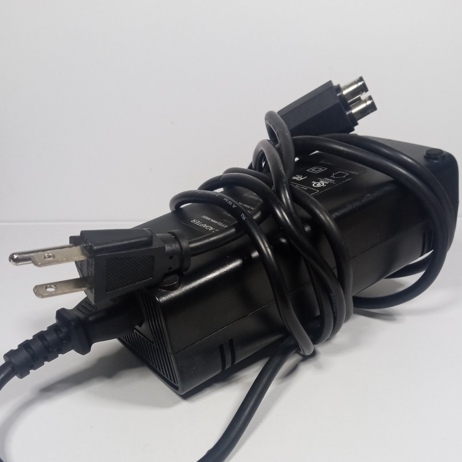 Xbox 360 TESTED (Model 1439) Console With Power Cord AV Cord & Games