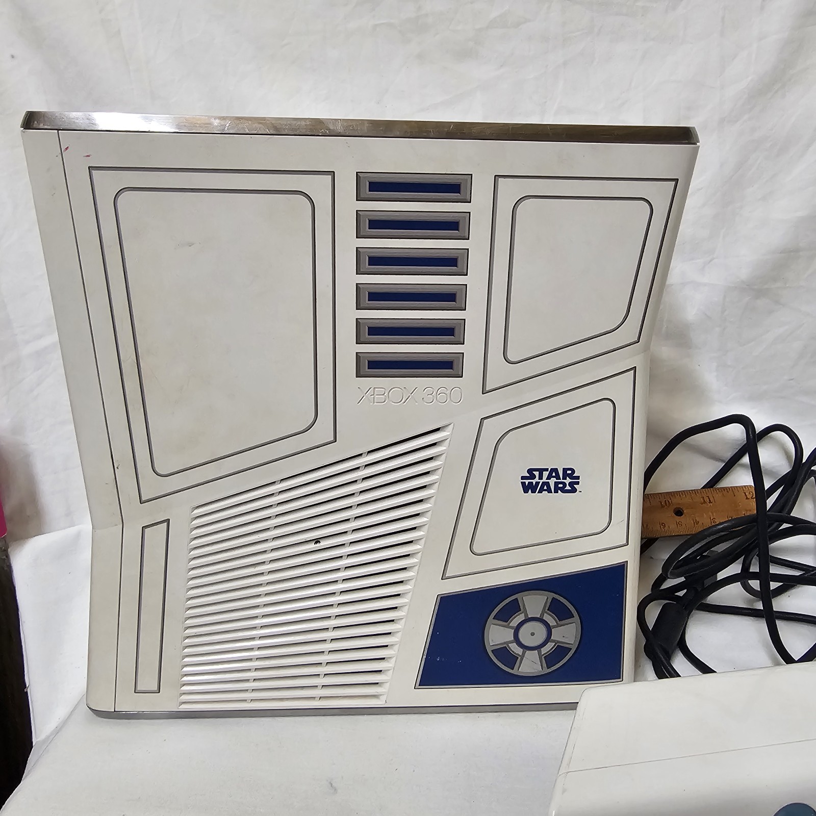 Microsoft Xbox 360 S R2D2 Star Wars Limited Edition Console FOR PARTS OR REPAIR