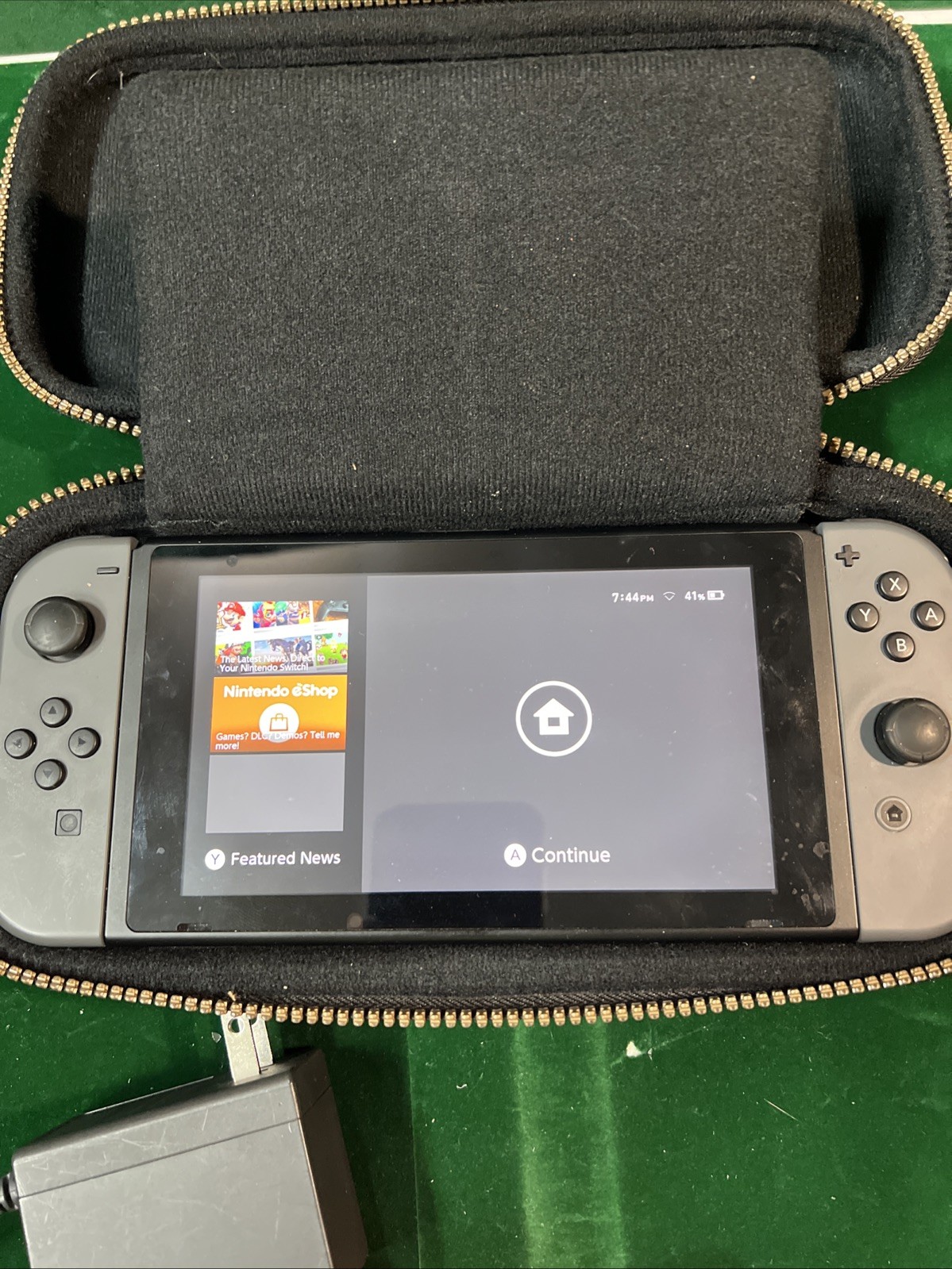 Nintendo Switch HAC-001 32GB Console with Gray Joy‑Con Case Controller 64GB