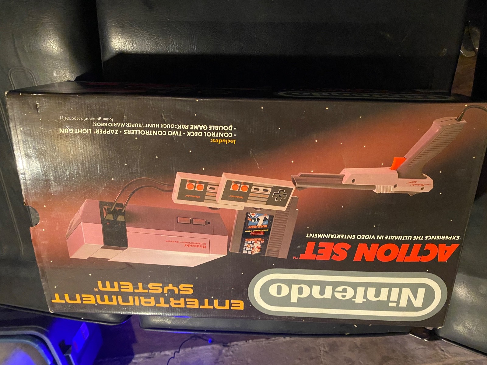 VTG Nintendo NES ACTION SET Complete CIB Box Inserts Controller Zapper WORKS