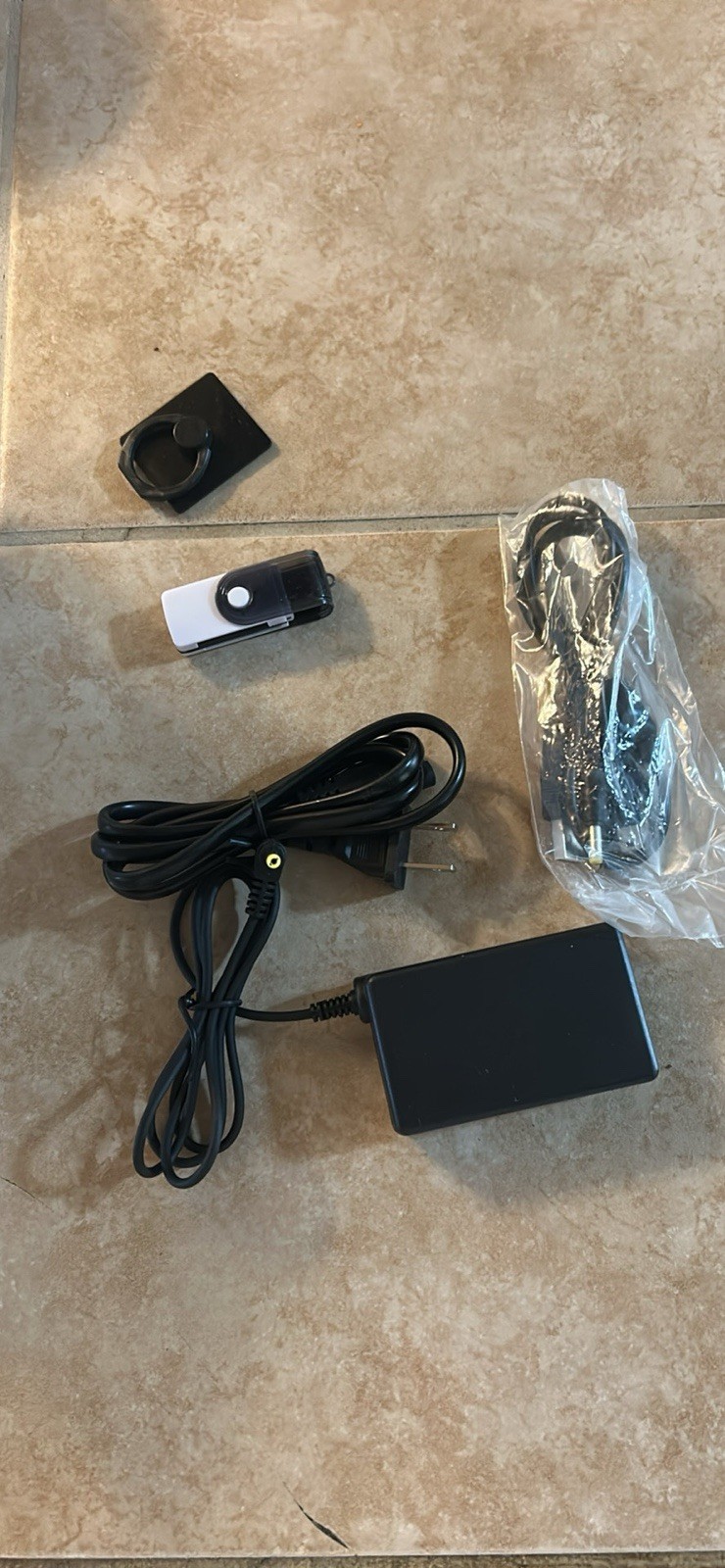 Sony PSP-3006 PB Piano Black Handheld System Wi-Fi PAL w/ Case & Adapter