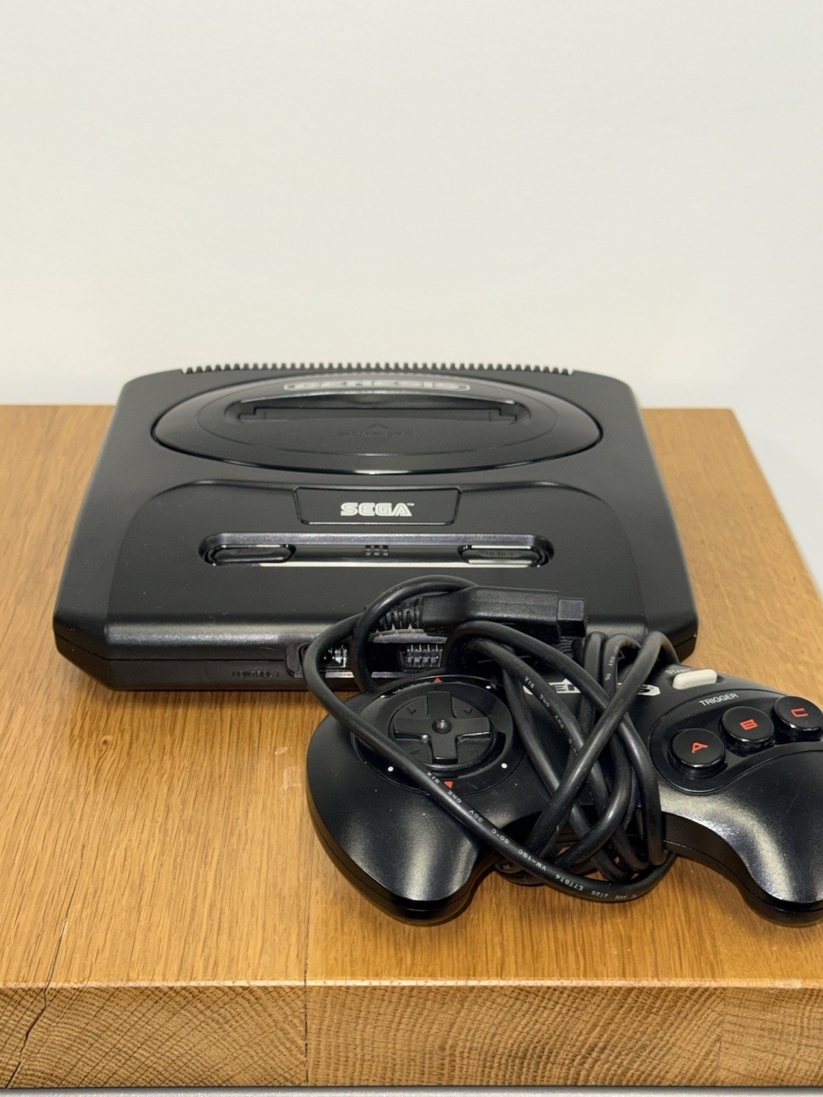 SEGA Genesis Model II System 2 Complete in Original Box Sonic Included & TESTED