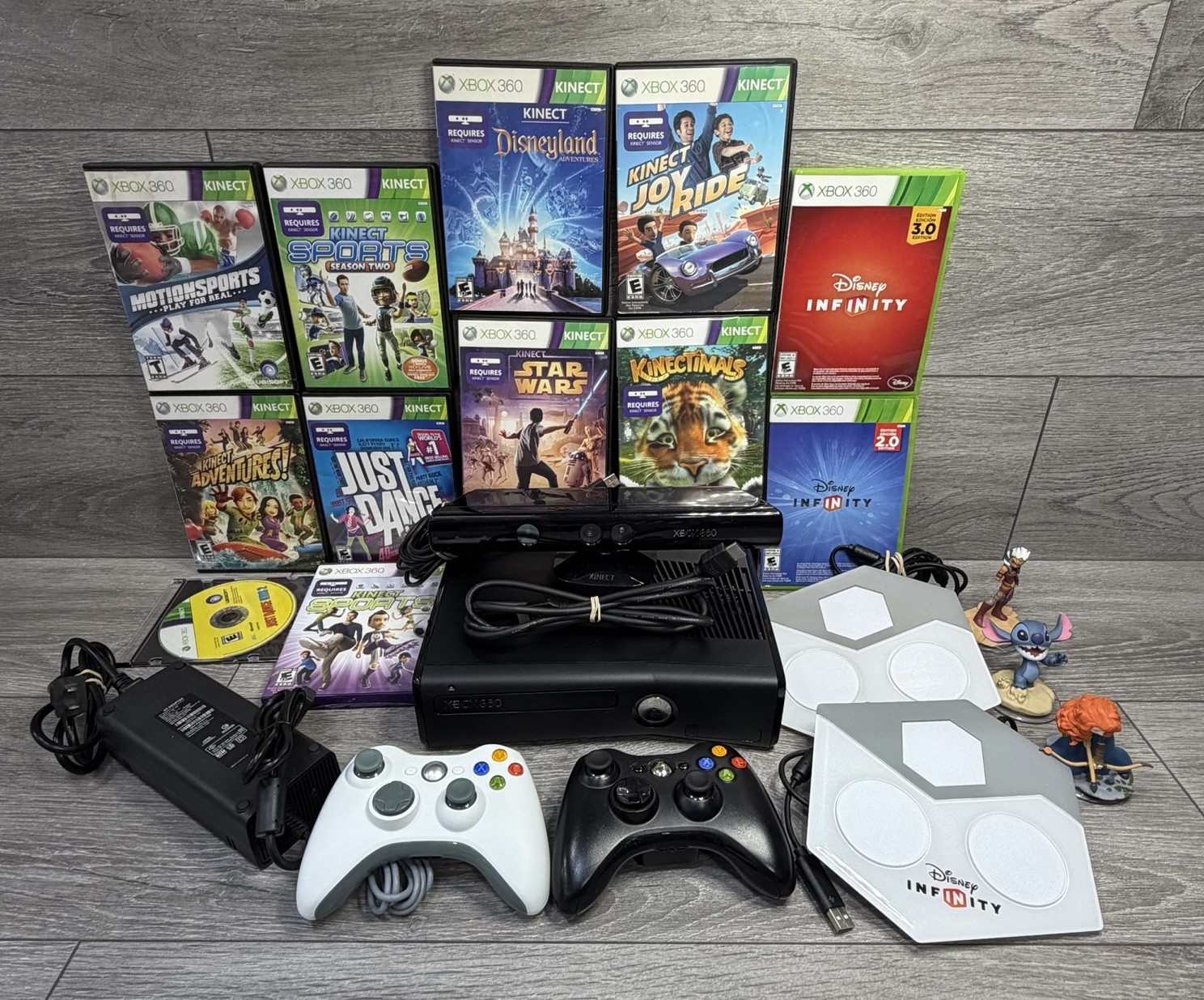 Kinect + Disney Infinity 2.0 & 3.0 w/ Portal Xbox 360 S Console Bundle Lot 250GB
