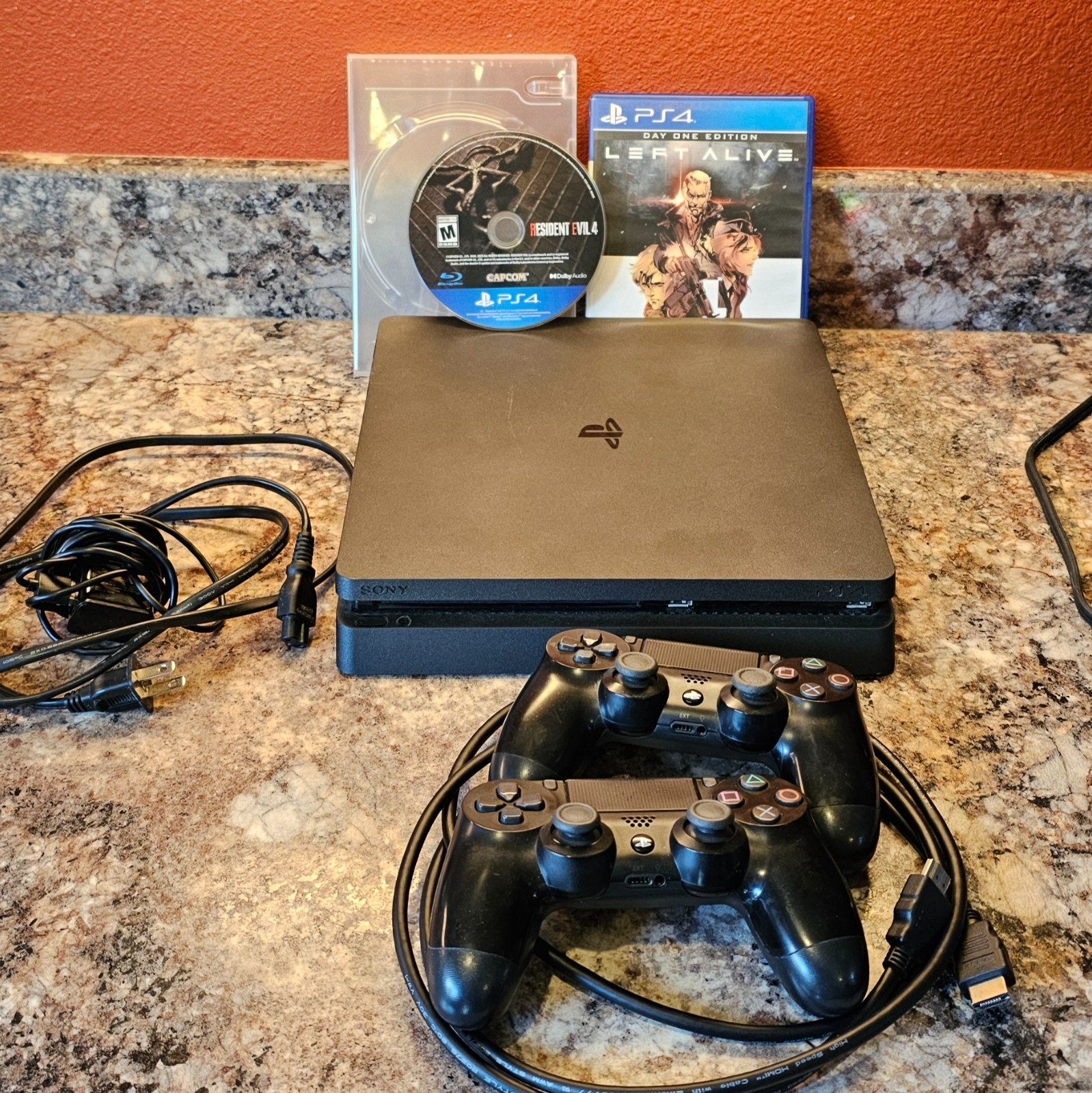 Sony PlayStation 4 Slim 1TB Bundle – Games & 2Controller BUNDLE! *CLEAN & TESTED