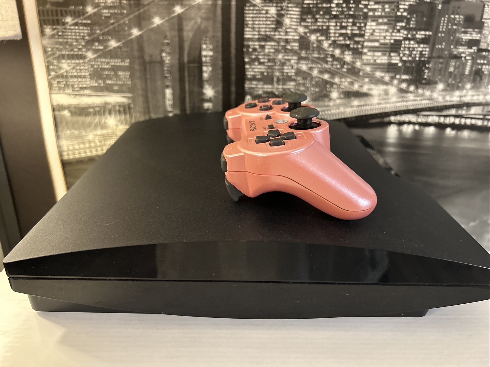 PS3 console W/ Cords & Sony Pink dualshock controller OE PlayStation 3 *TESTED*