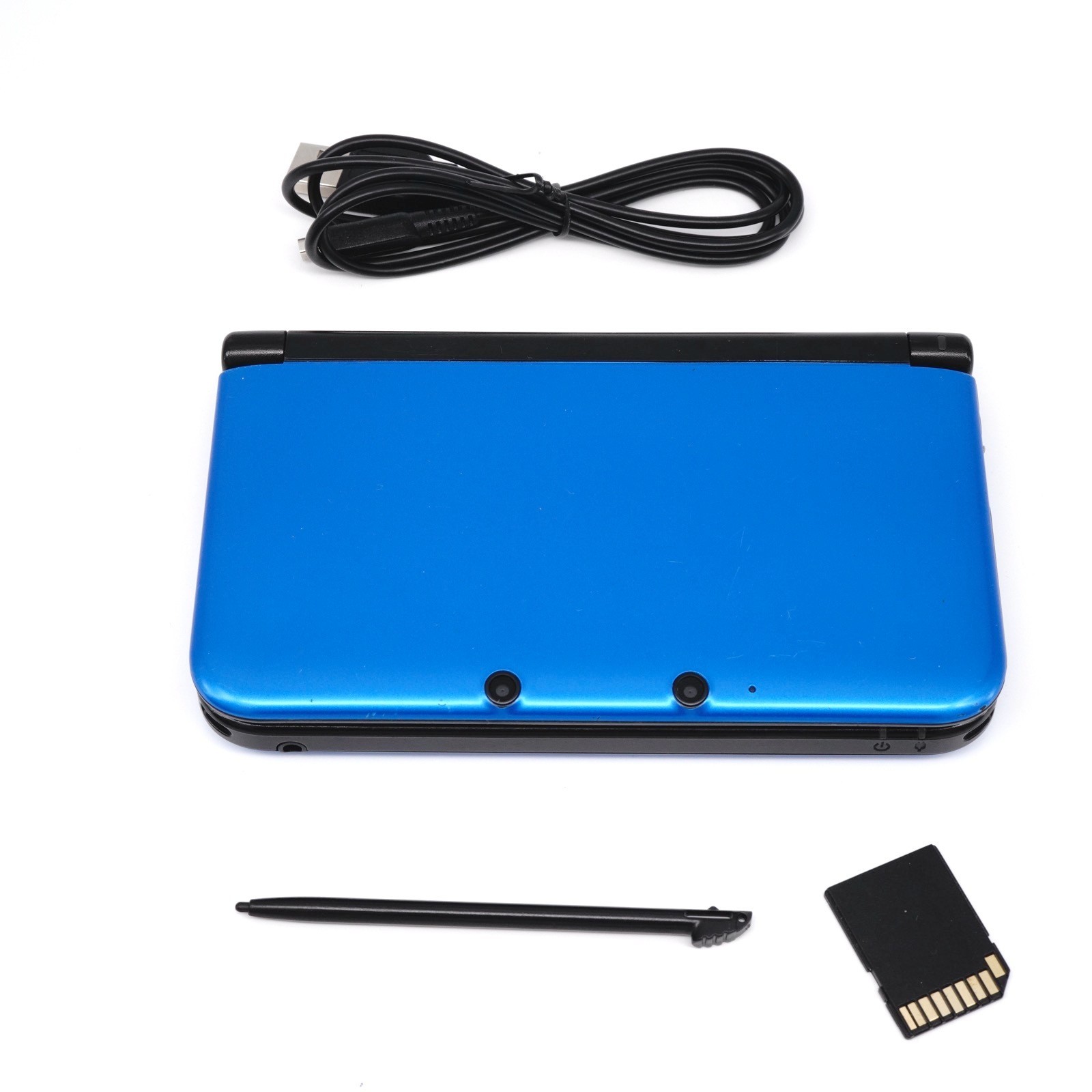 Nintendo 3DS XL Blue Console w/ Charger, Memory Card and Stylus (USA) READ