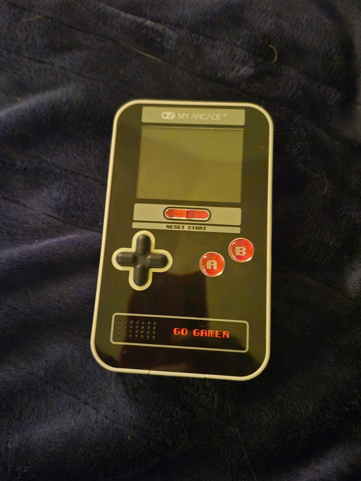 My Arcade Go Gamer Classic Portable Gaming System 300 Retro Games – Brand New