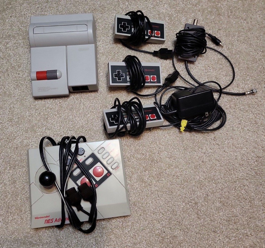 Nintendo NES Top Loader Console NES-101 Complete W/ Cables, And 19 Games & More