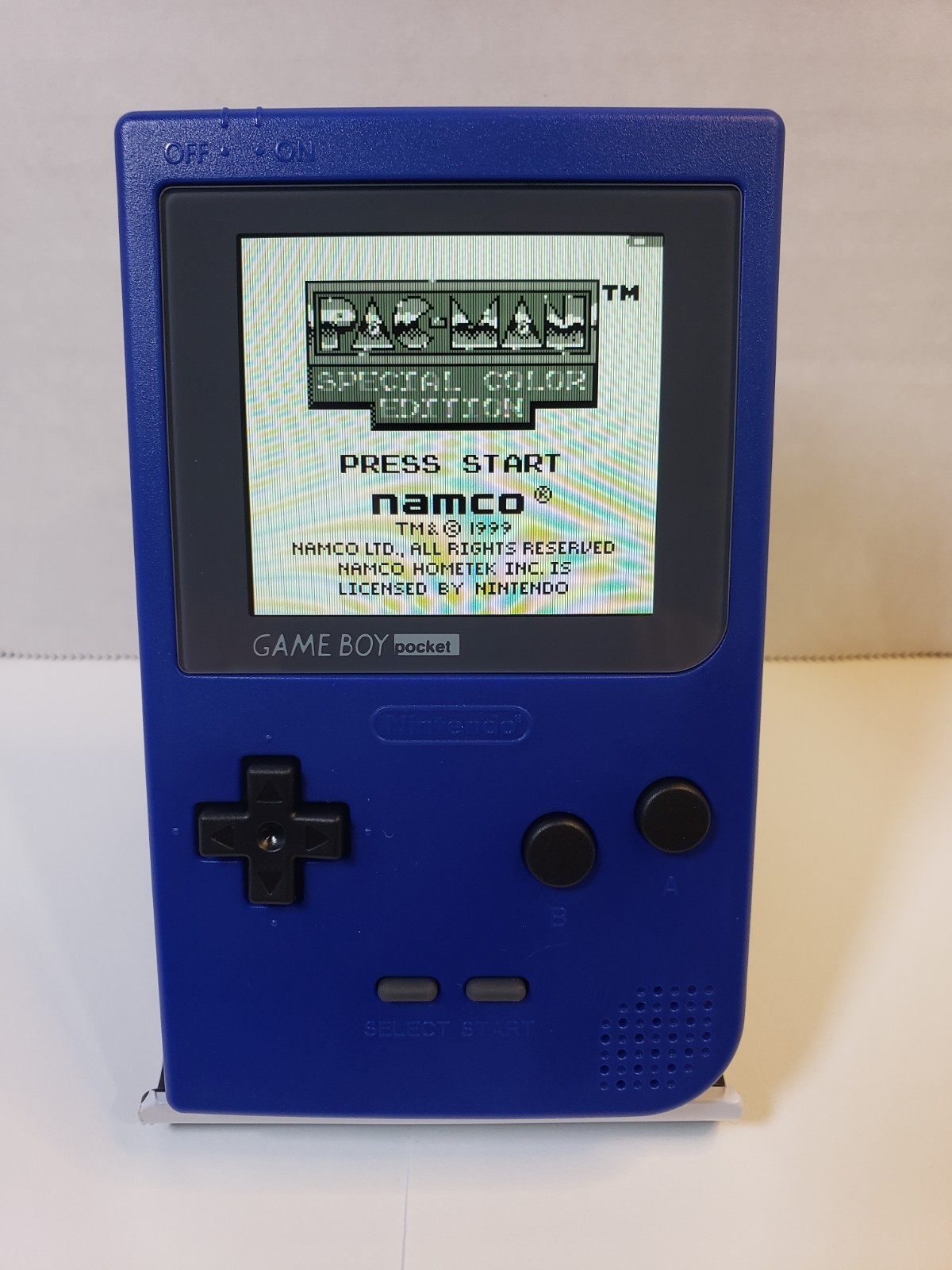 Nintendo Game Boy Pocket , Ips Screen, Osd. Blue/Red Shell, Rebuilt Board.