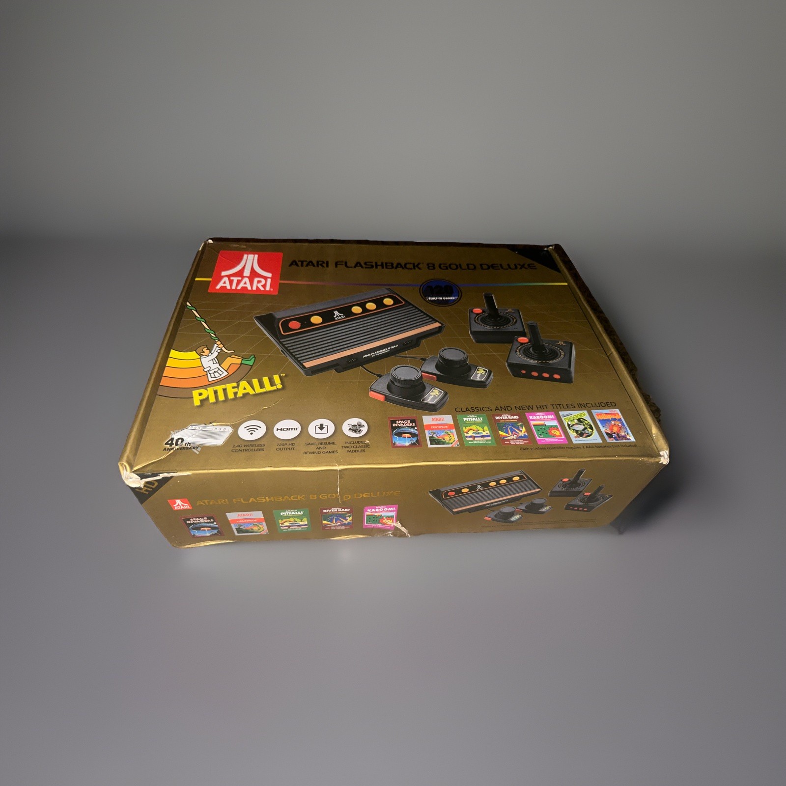 Atari Flashback 8 Gold Deluxe HD Console Wireless Controllers – Gold