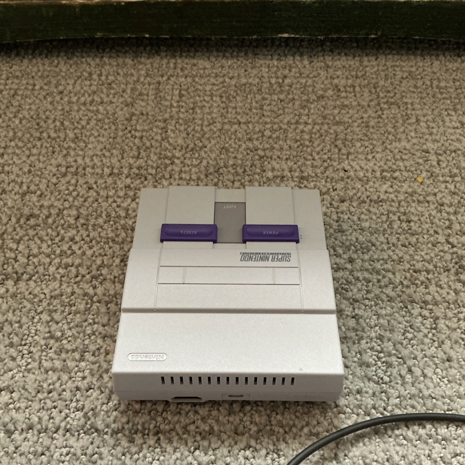 Nintendo Super NES Classic Edition Console Gray Purple HDMI USB w/ 2 Controllers