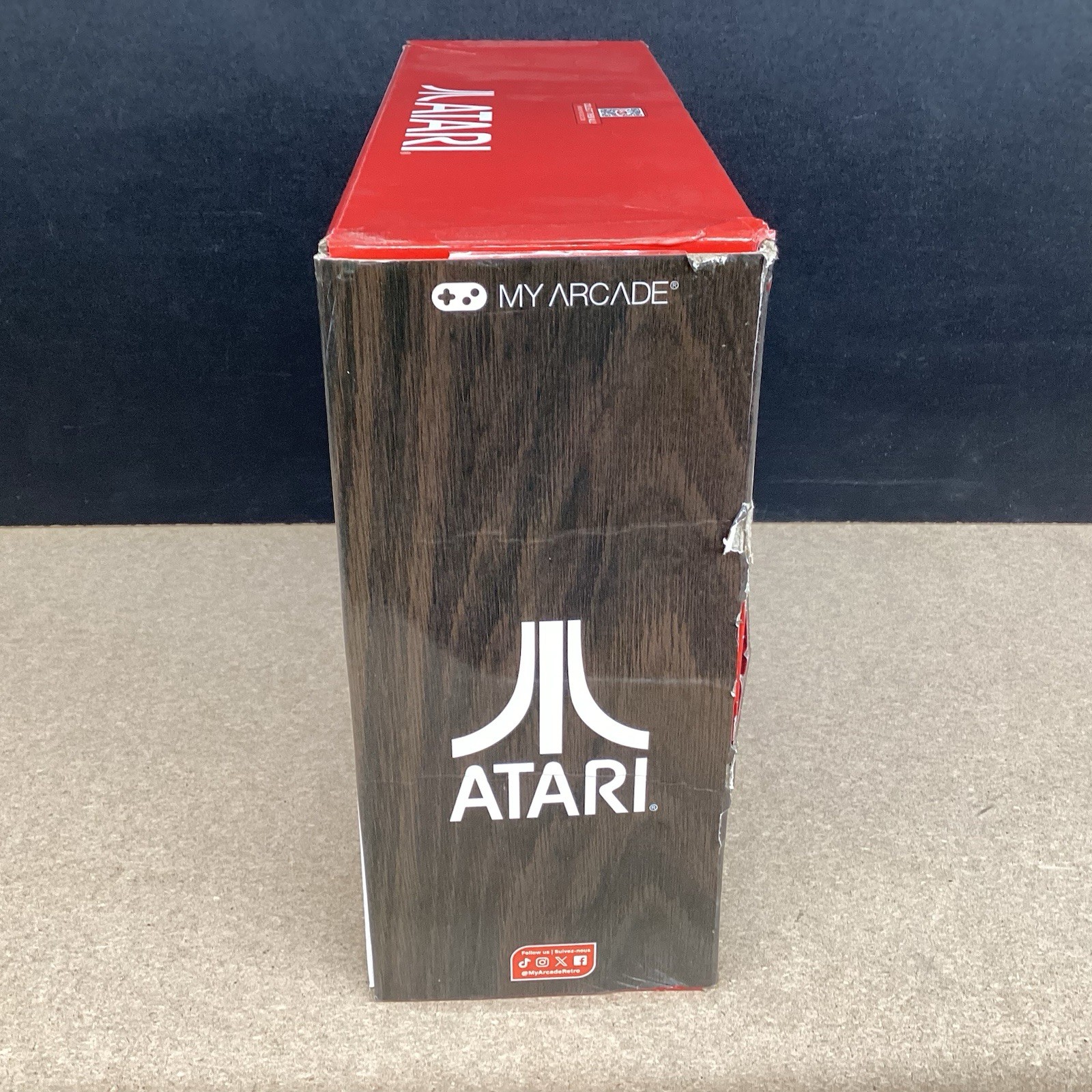 My Arcade Atari GameStation Pro HDMI Console Games 7000 – 2 Wireless Controllers