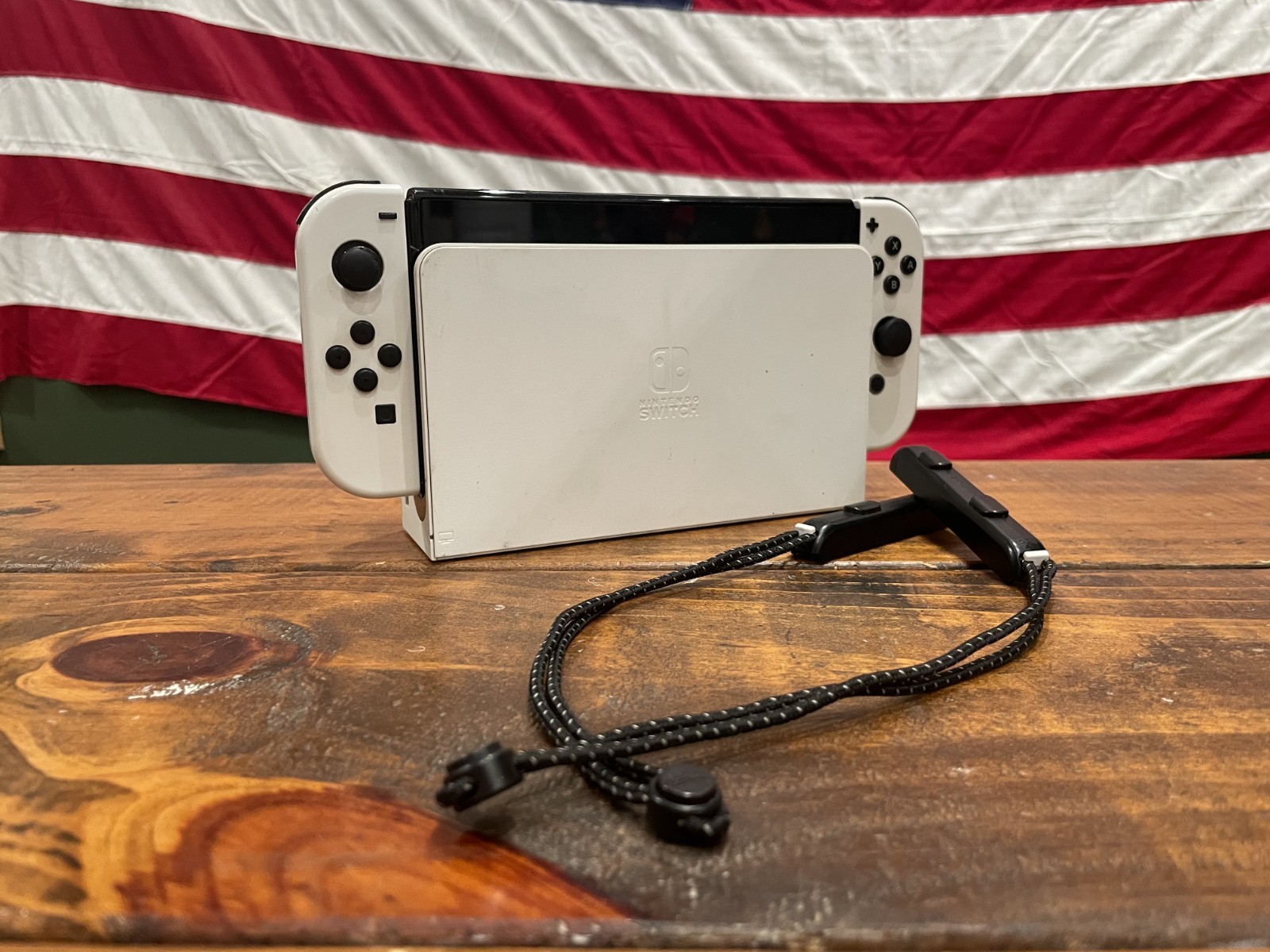 Nintendo Switch OLED HEG-001 64GB White Joy-Con Console – Parts/Repair – OBO