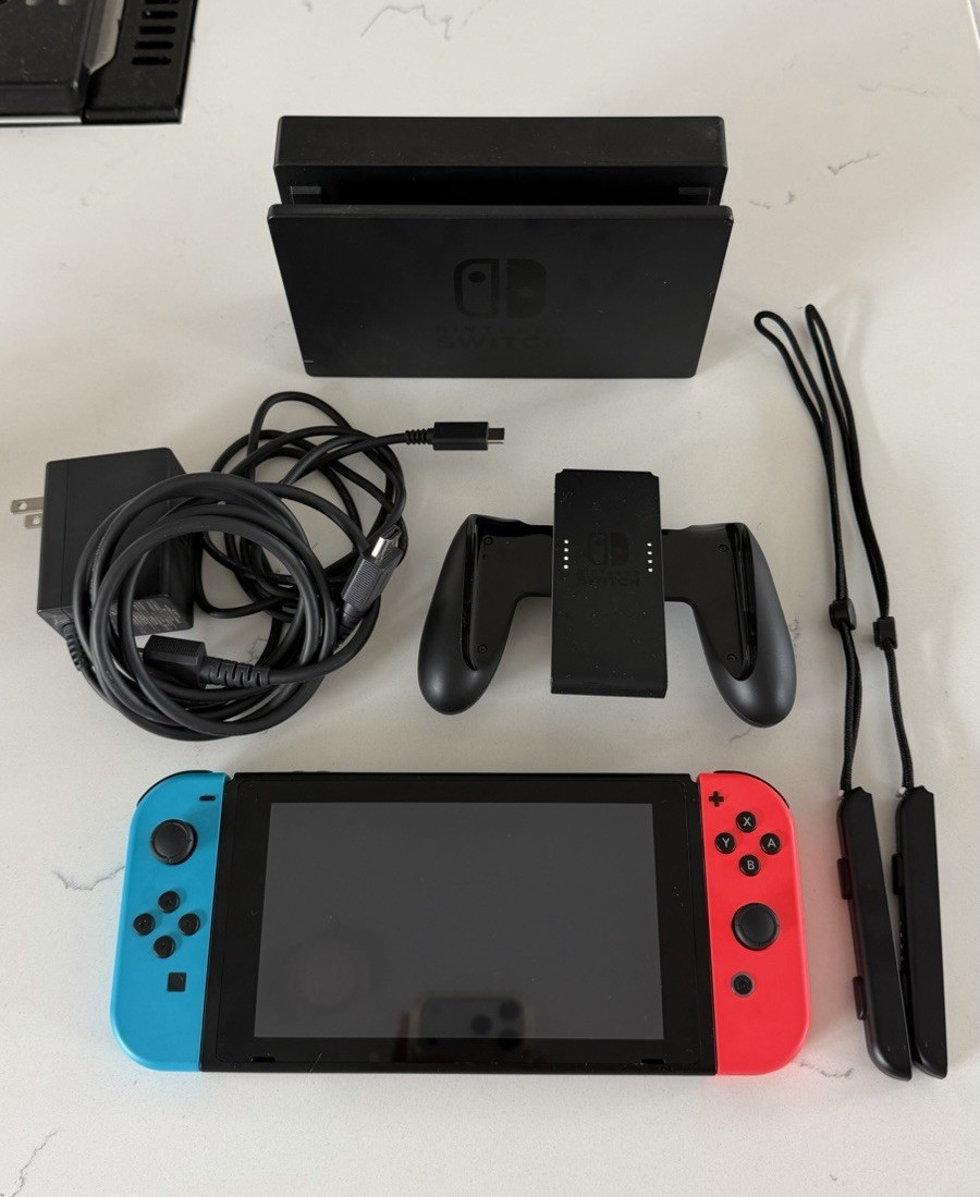 Nintendo Switch HAC-001 Console 32GB Neon Red/Blue Joy-Con Dock AC Adapter