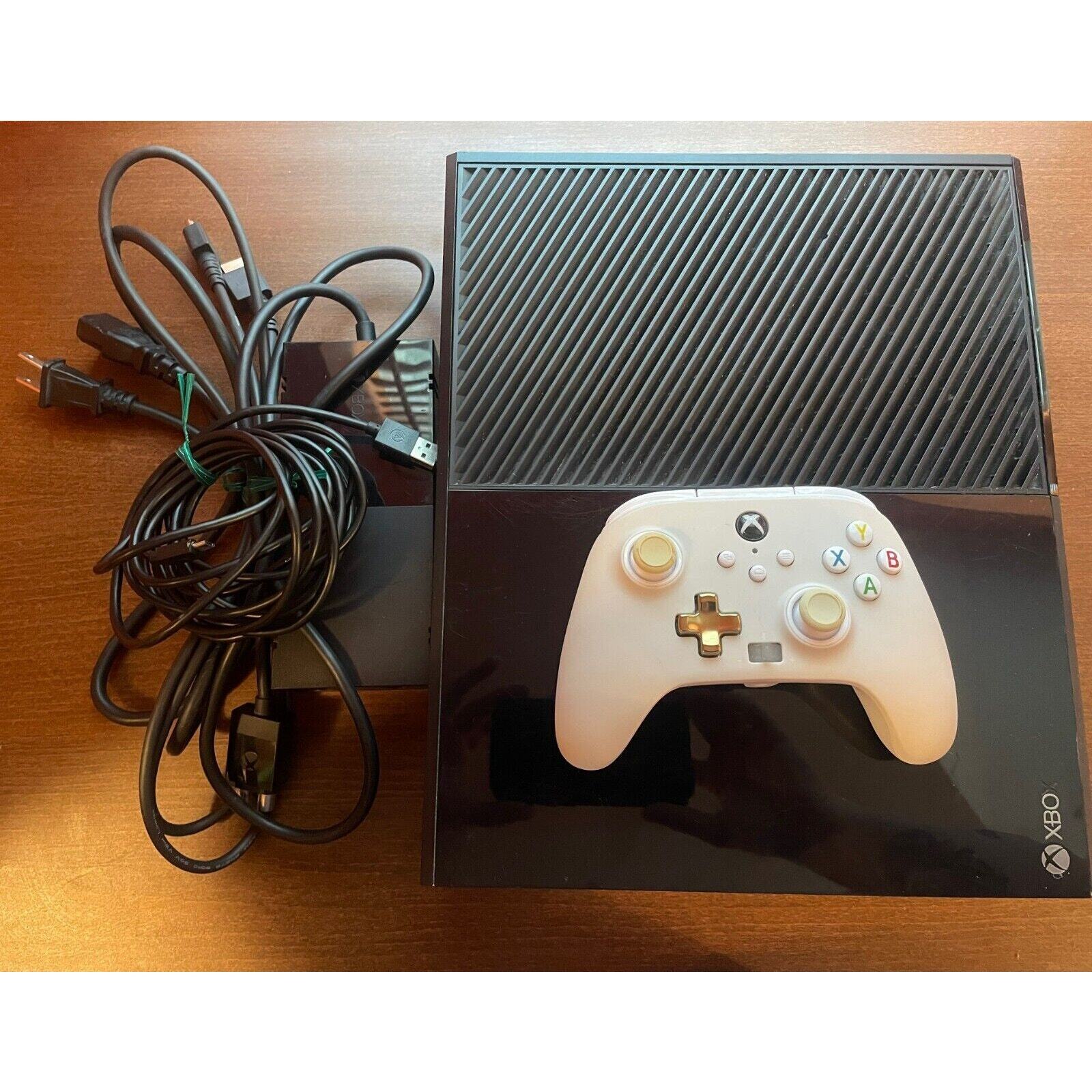 Complete Xbox One Bundle – Excellent Condition, 500GB HDD, NBA 2K16 & 2K18