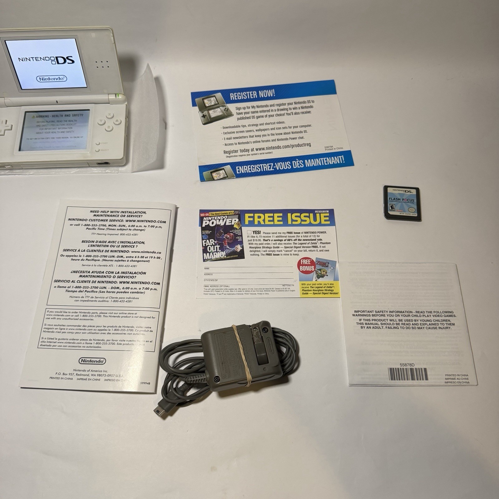 Nintendo DS Lite Handheld Console Polar White CIB Complete In Box. See Photos