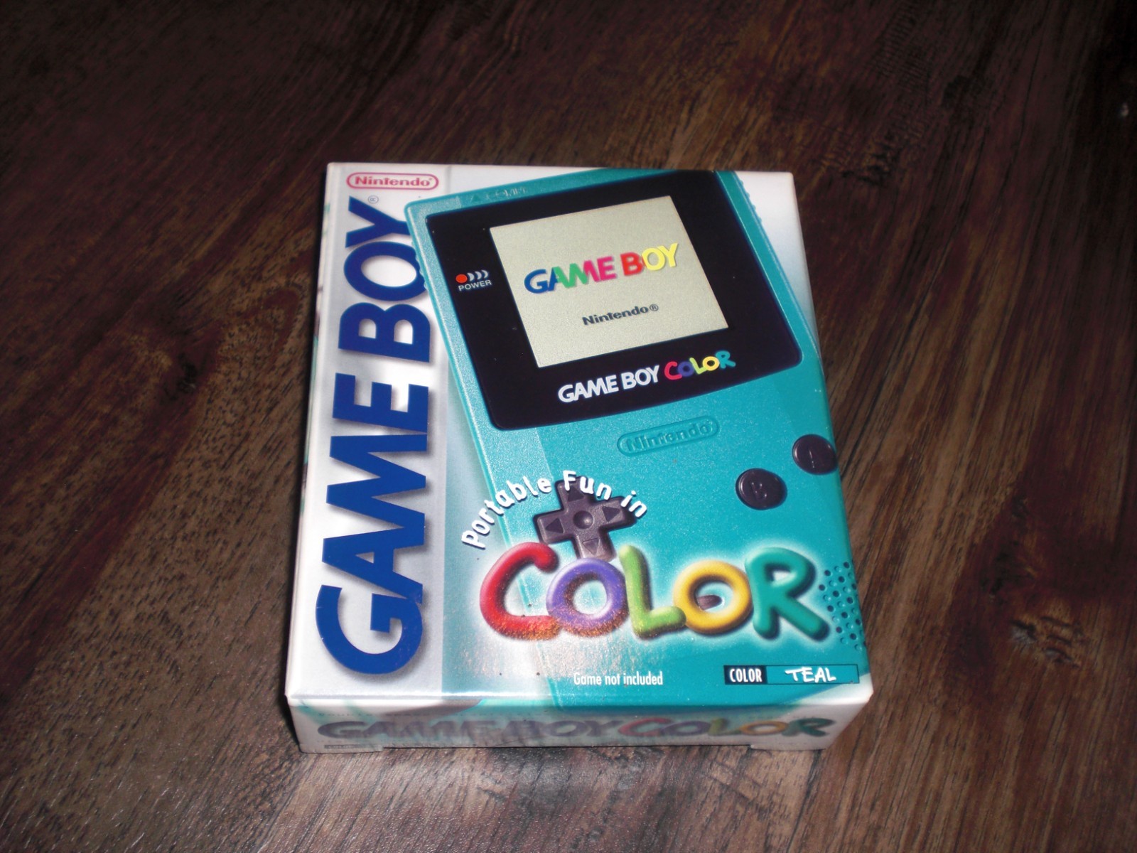 BRAND NEW Nintendo Game Boy Color Handheld Game Console System Teal Blue SEALED