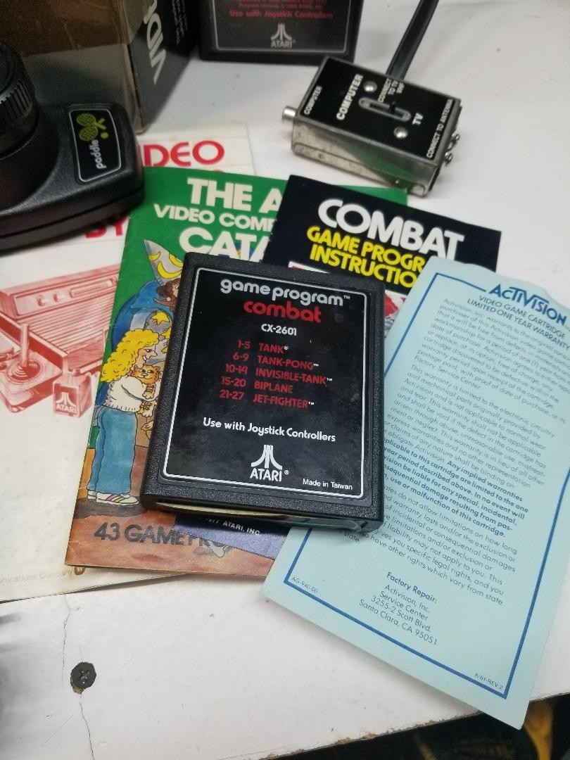 Atari 2600 Woody Console-Complete in Numbers matching box-low serial #-4 switch