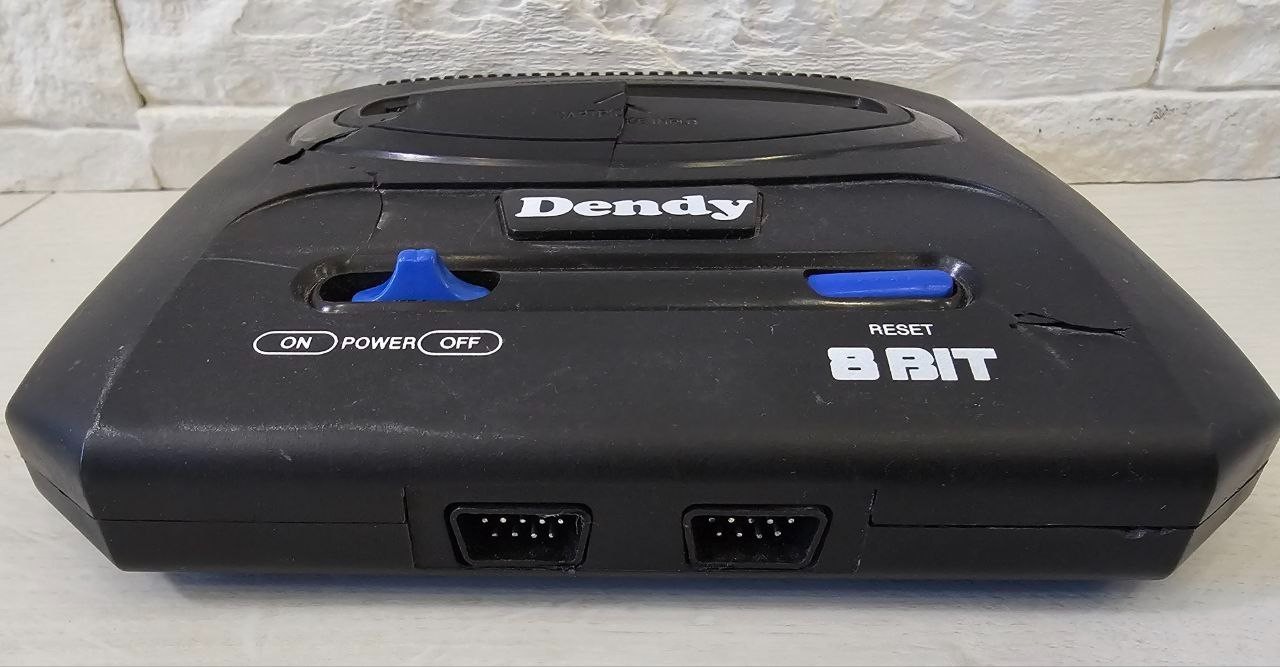 Vintage Retro 1990s Game Console 8 bit Dendy Computer Video TV for parts