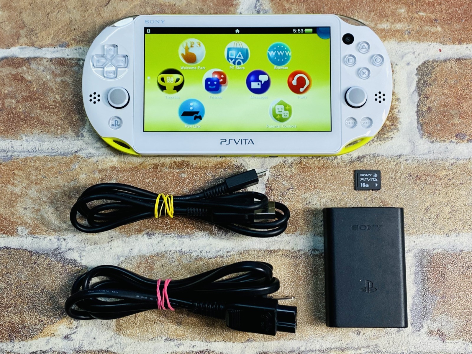 Sony PS Vita Lime Green/White PCH 2000 ZA13 Playstation Charger 16GB Tested Ex