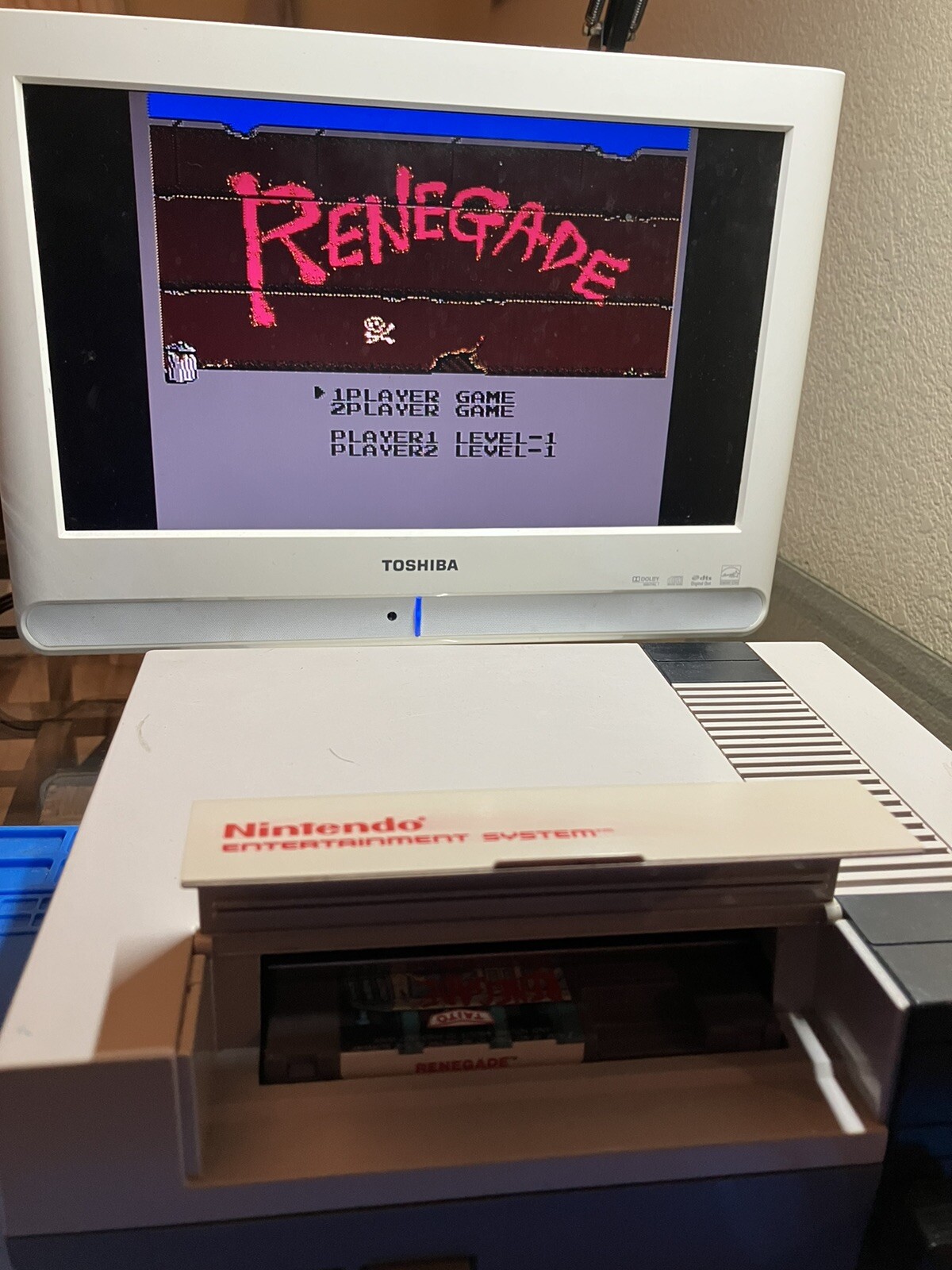 Nintendo NES Console System Bundle 10 Games NEW PINS Mario, Super C Contra, Dr M