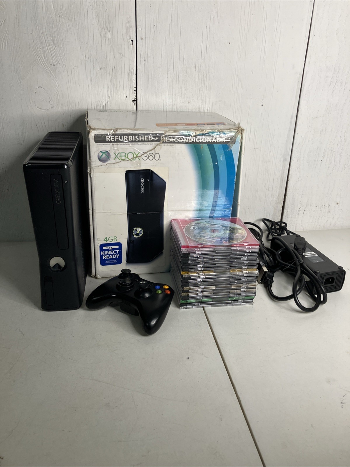 Xbox 360 S Slim Bundle 1439 Console 120GB 25 Games Skyrim BioShock Hulk MASS EFF