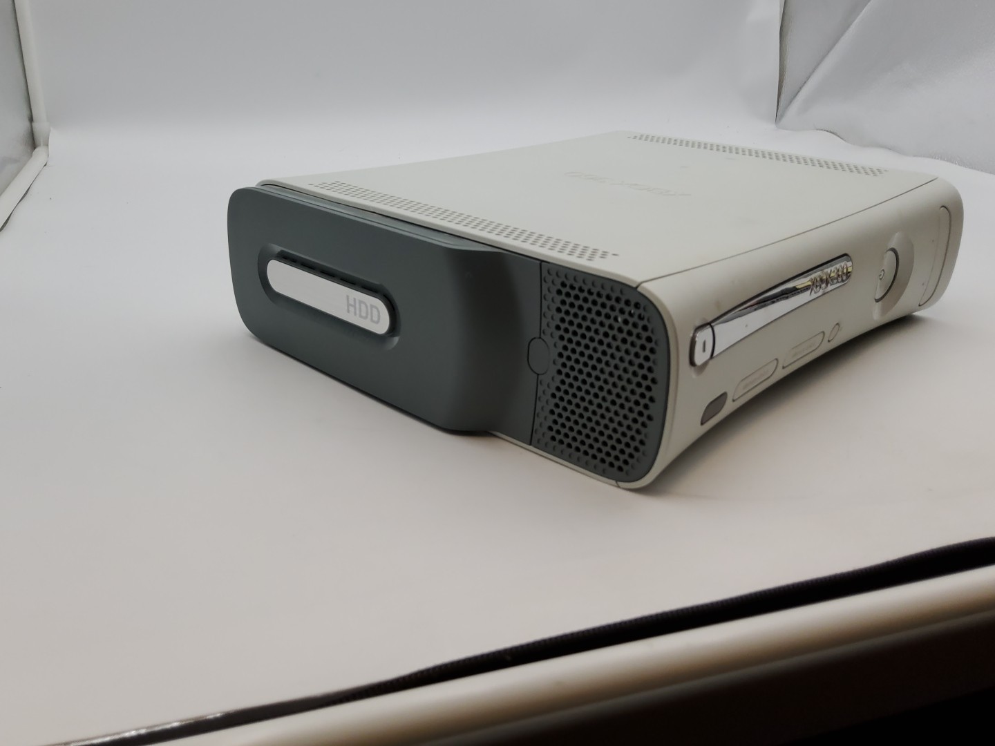 Microsoft Xbox 360 Game Console w Hard Drive (Power&aux) – Kinect Camera
