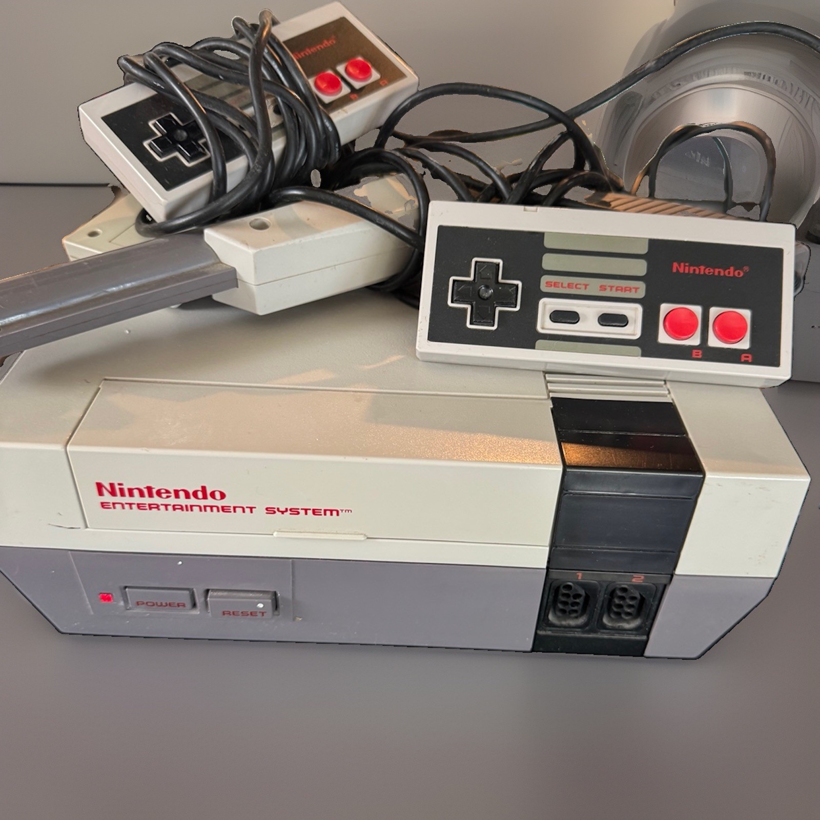 Nintendo Entertainment System NES Original Console Bundle w/Zapper, 2 Controller