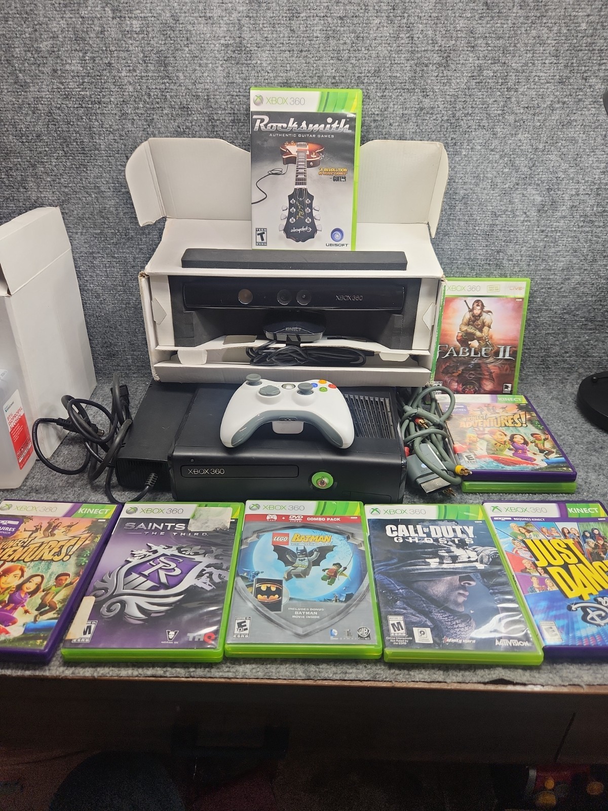 Xbox 360 S Black Model 1439 Console w/1 Controllers 8 Games & Cords Tested