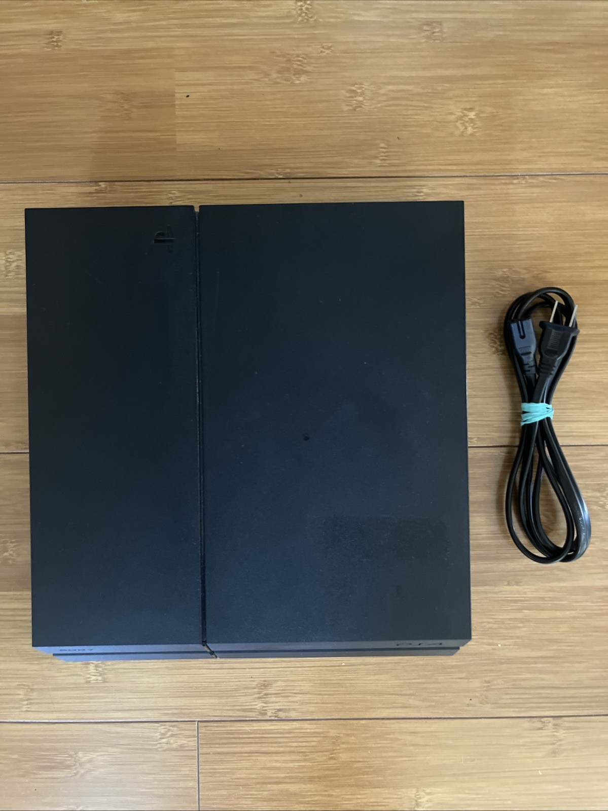 Sony PlayStation 4 CUH-1215A 500GB Black Console Works But Has Bad Disc Drive