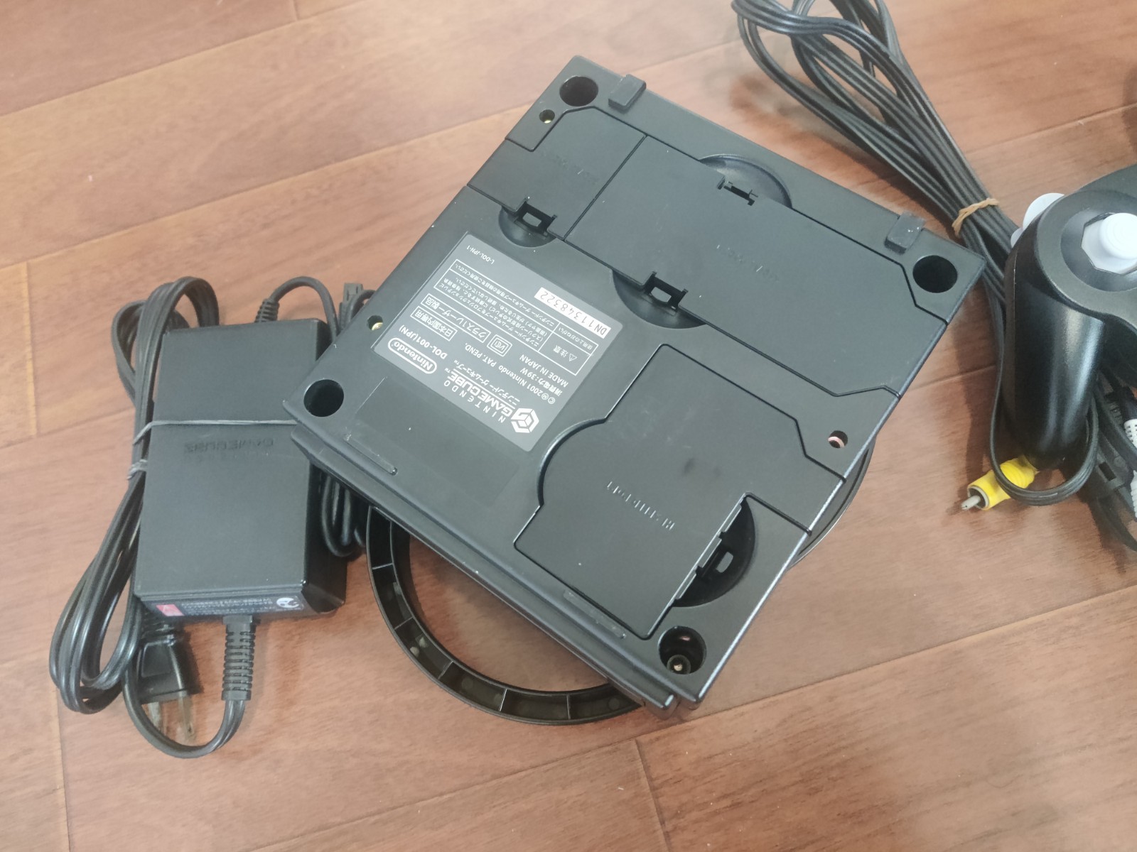 Nintendo GameCube Black Console USA Region + Smash Bros Controller AV Cable