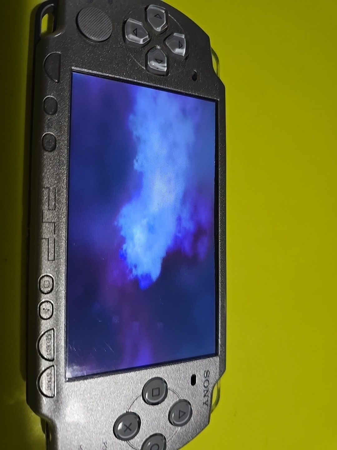 Sony PSP 2001 Slim – Silver Console Only!!! NEW SCREEN-READ DESCRIPTION-