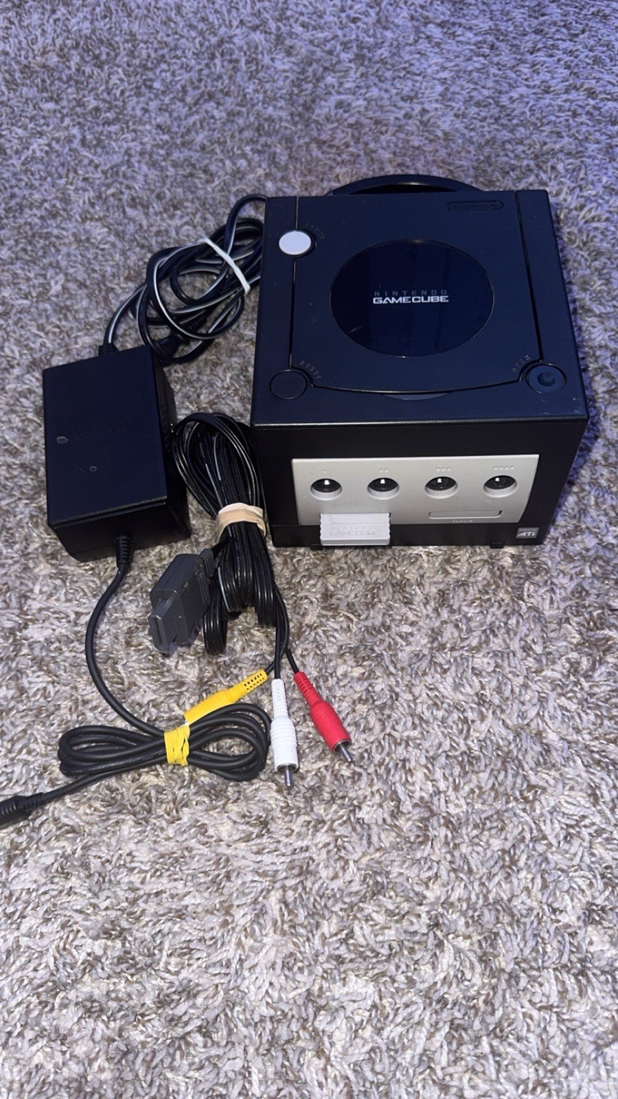 Nintendo GameCube DOL-001 Console – Black w/ Cords & Memory Card