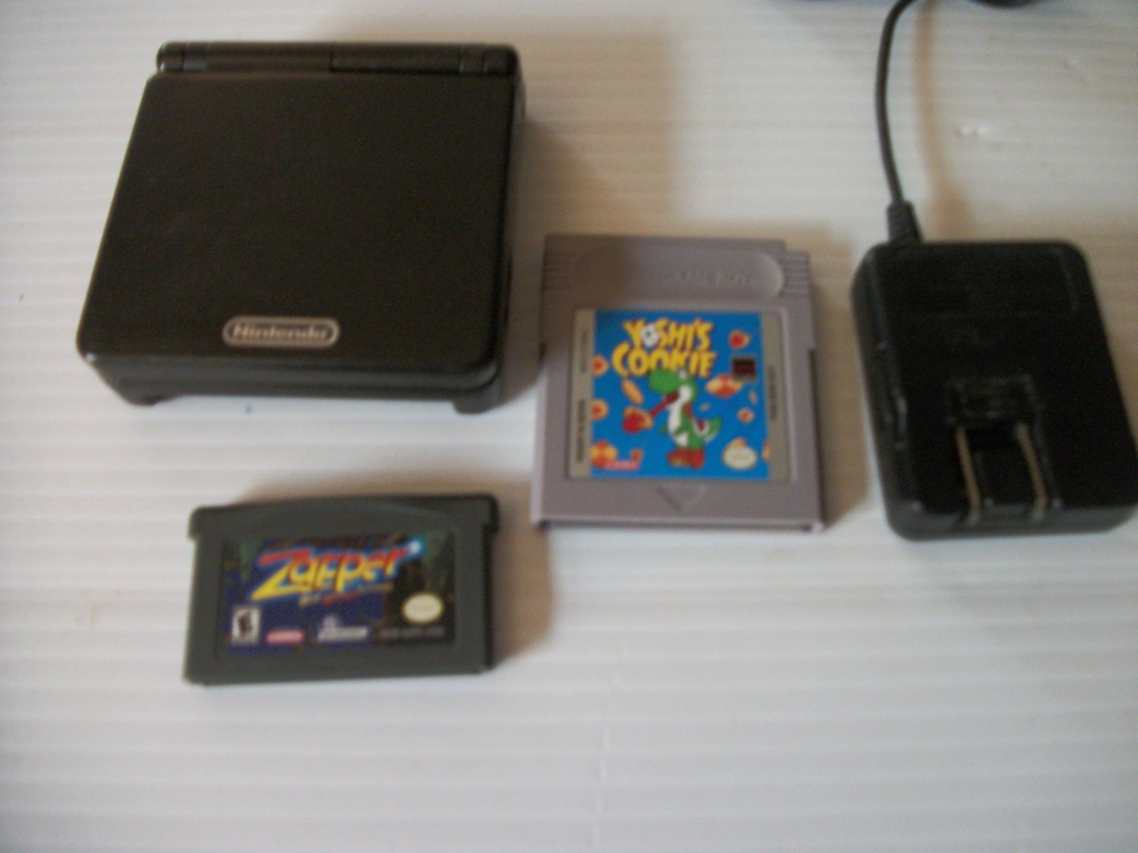 Nintendo Gameboy Advance GBA SP System Bundle Black AGS-001 W/ Charger+ 2 games