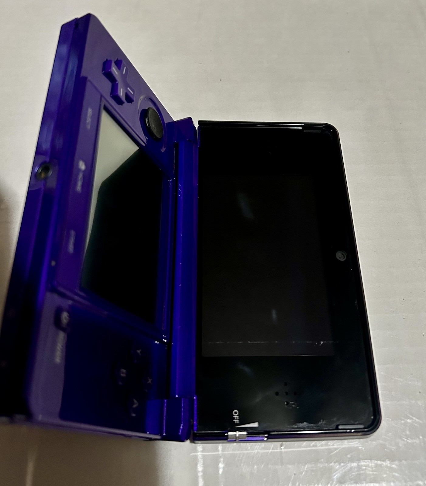 Nintendo 3DS w/ charger New battery Ctr-001 Purple