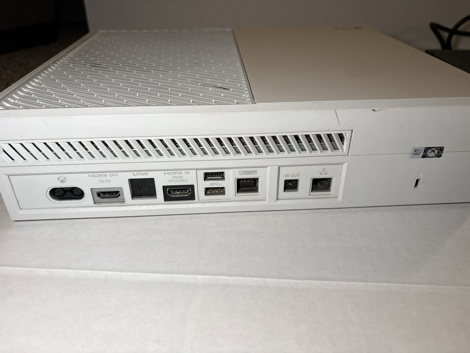 Microsoft Xbox One 1540 White Console With Controller Power Cable-For Parts