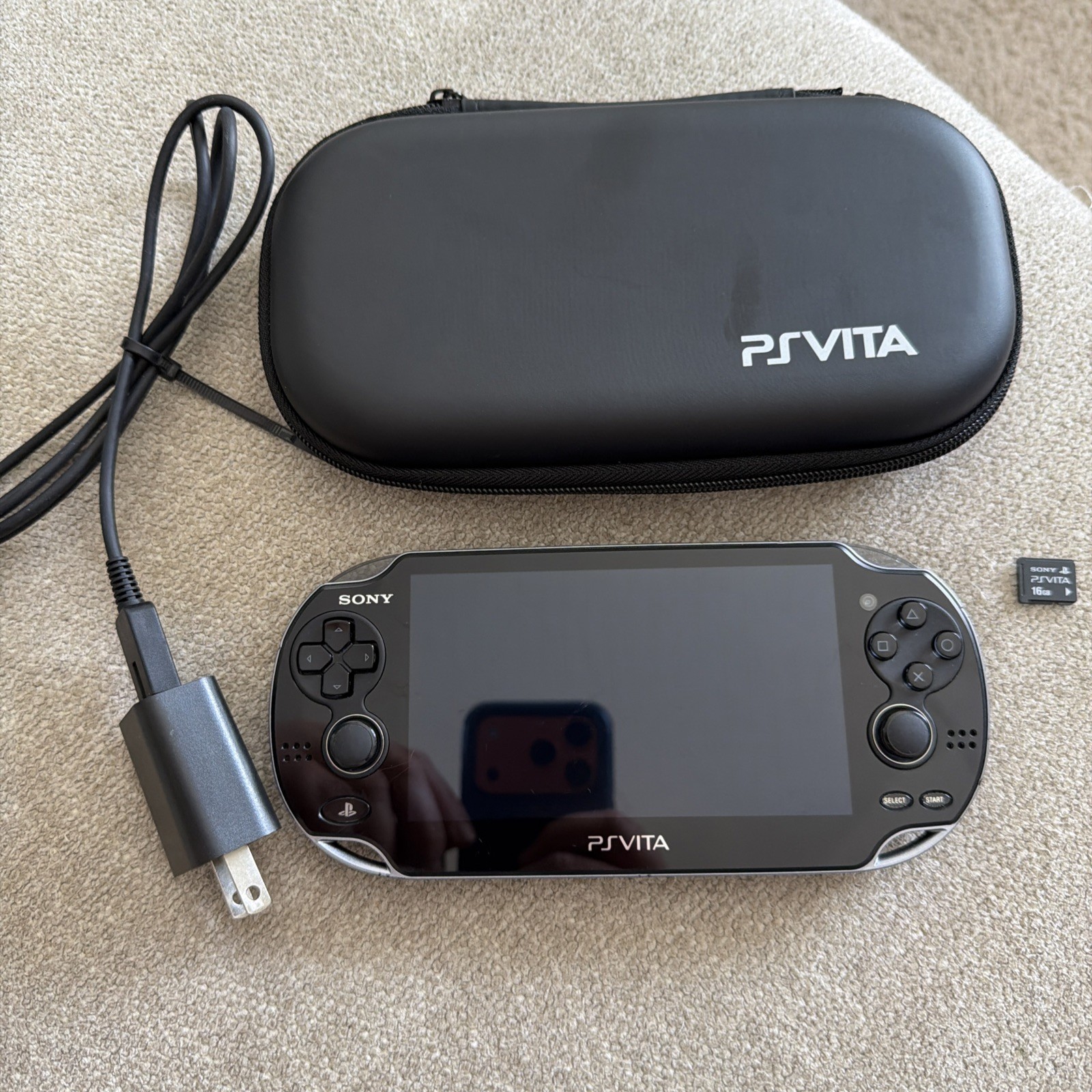 PlayStation Vita PCH-1001 OLED Bundle Tested Nice Condition READ
