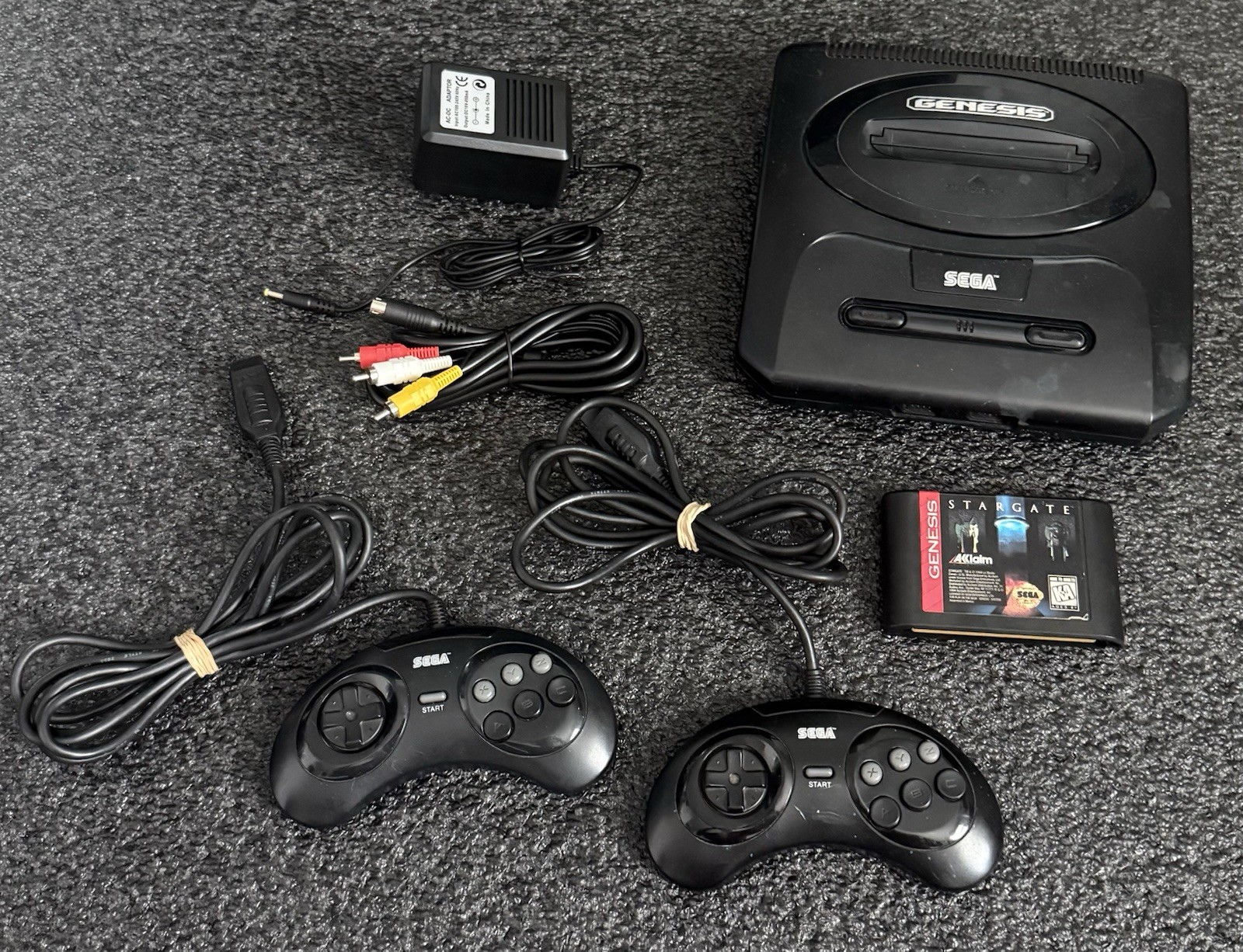 SEGA Genesis Model 2 Console System MK-1631 Bundle w/ OEM Controllers & Game