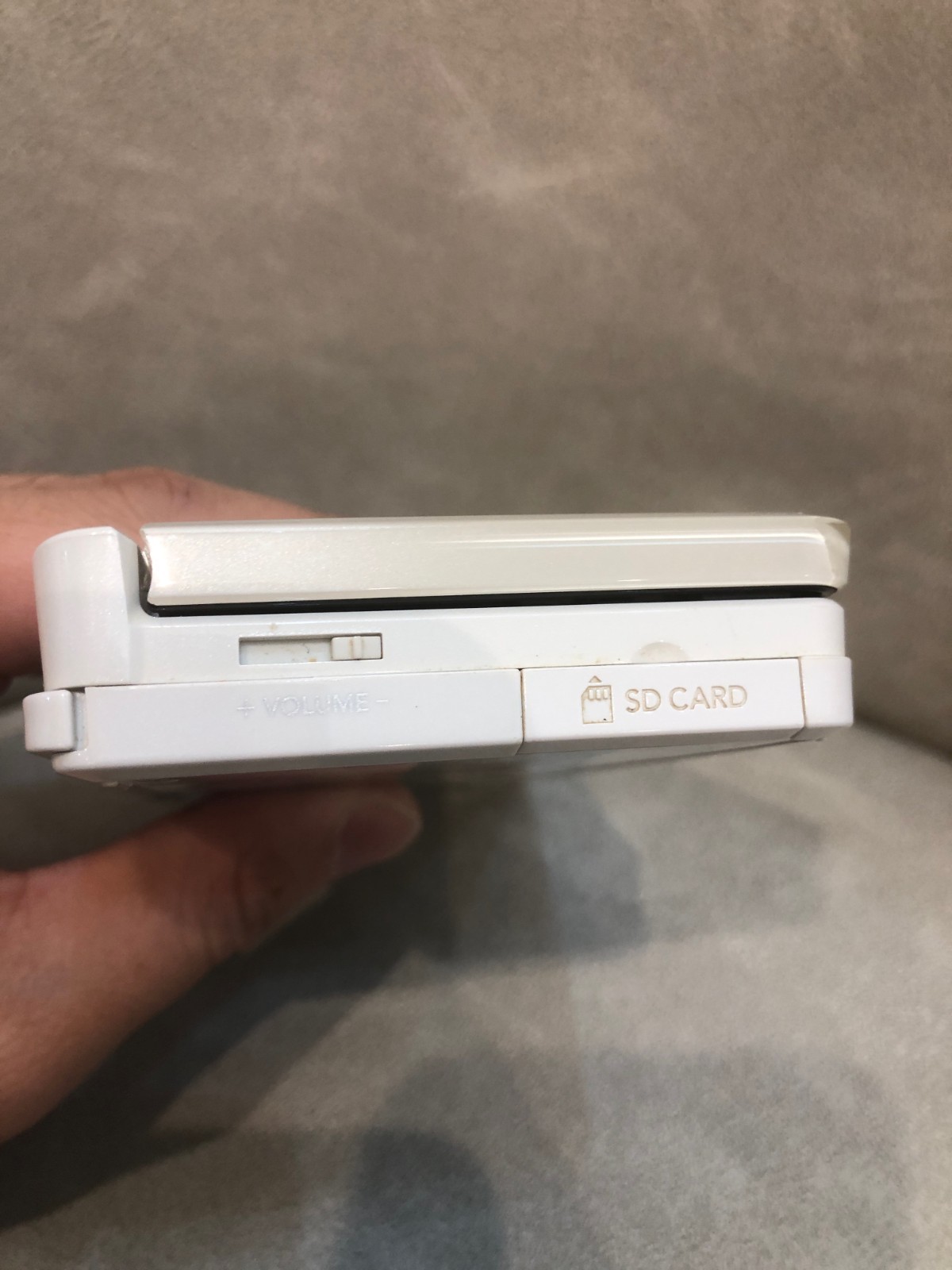 Nintendo 3DS Ice White – Excellent Condition – Fully Tested