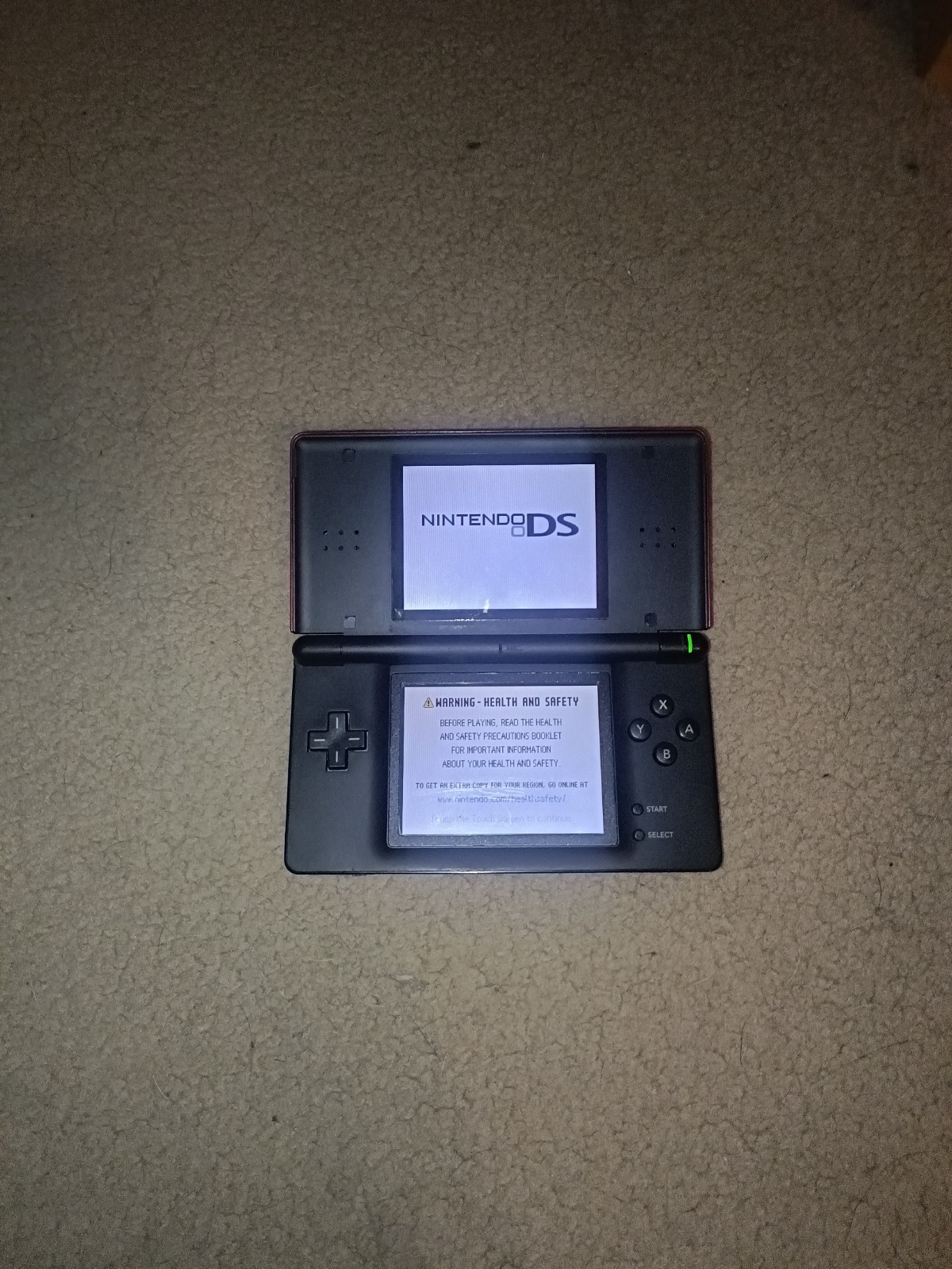 Nintendo DS Lite Crimson Handheld System – Red/Black