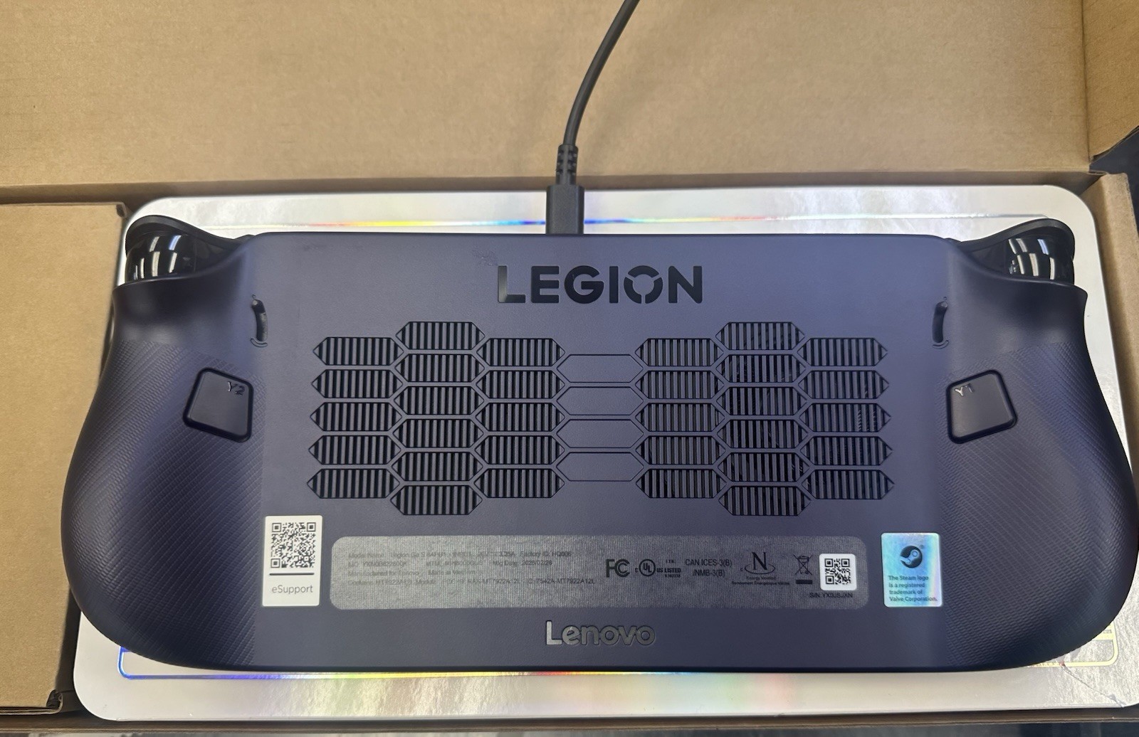 Lenovo Legion Go S Ryzen Z1 Extreme, 32GB RAM, 1TB SSD SteamOS