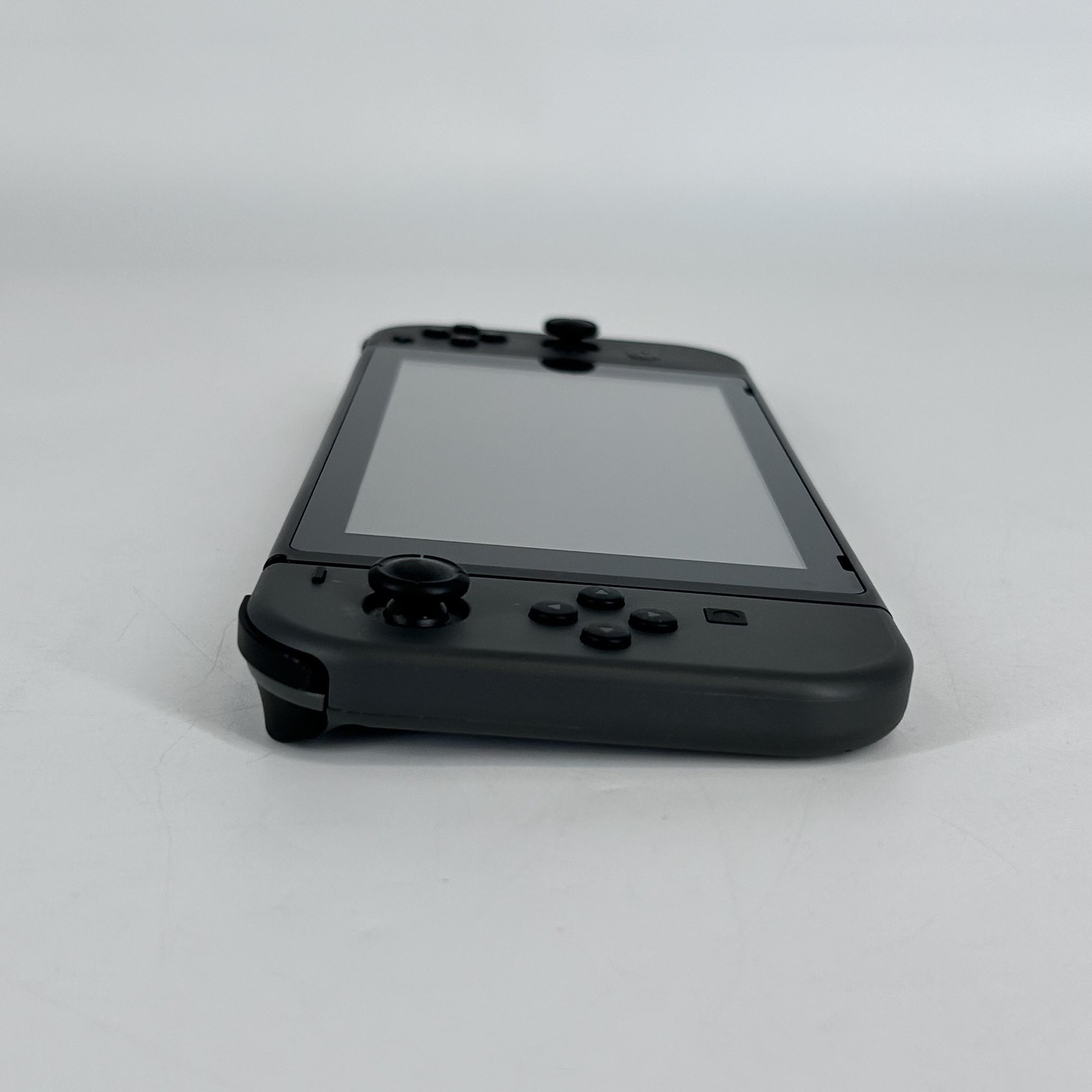 Nintendo Switch Original Handheld Console Black 32GB w/ Charger/HDMI – Excellent