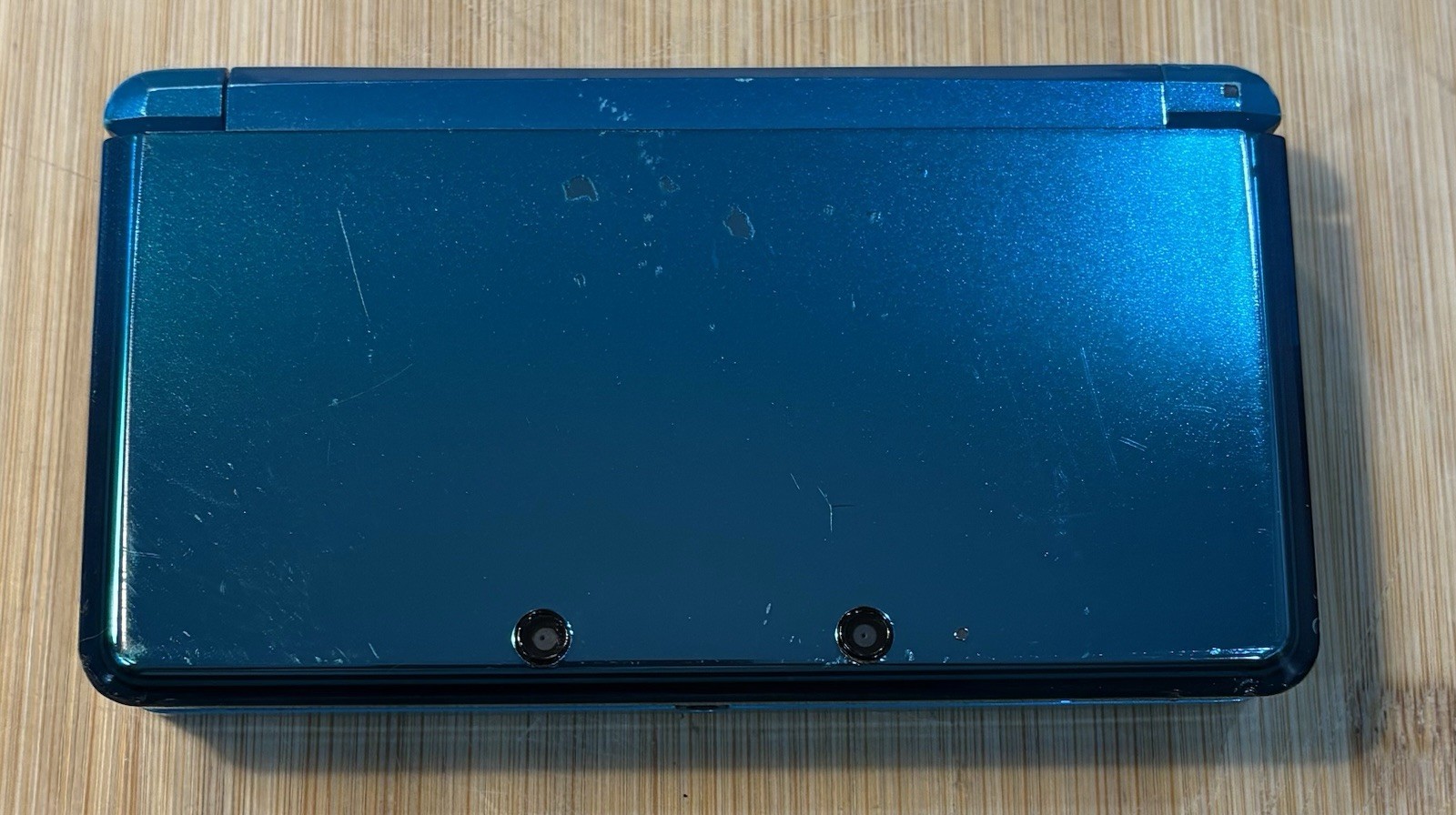 Nintendo 3DS Handheld System – Light Blue Charger, Stylus 32GB/SD Card